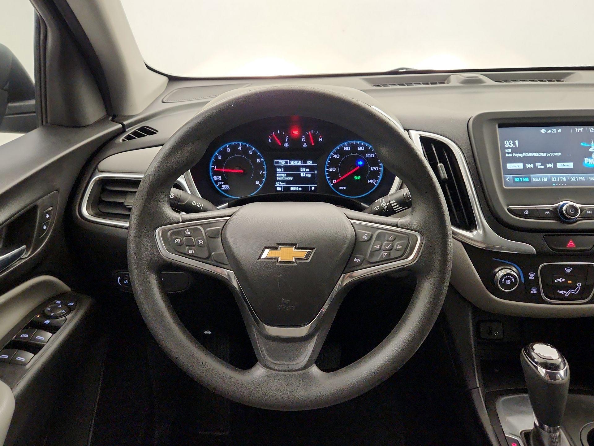 Thumbnail: 2018 Chevrolet Equinox - 10