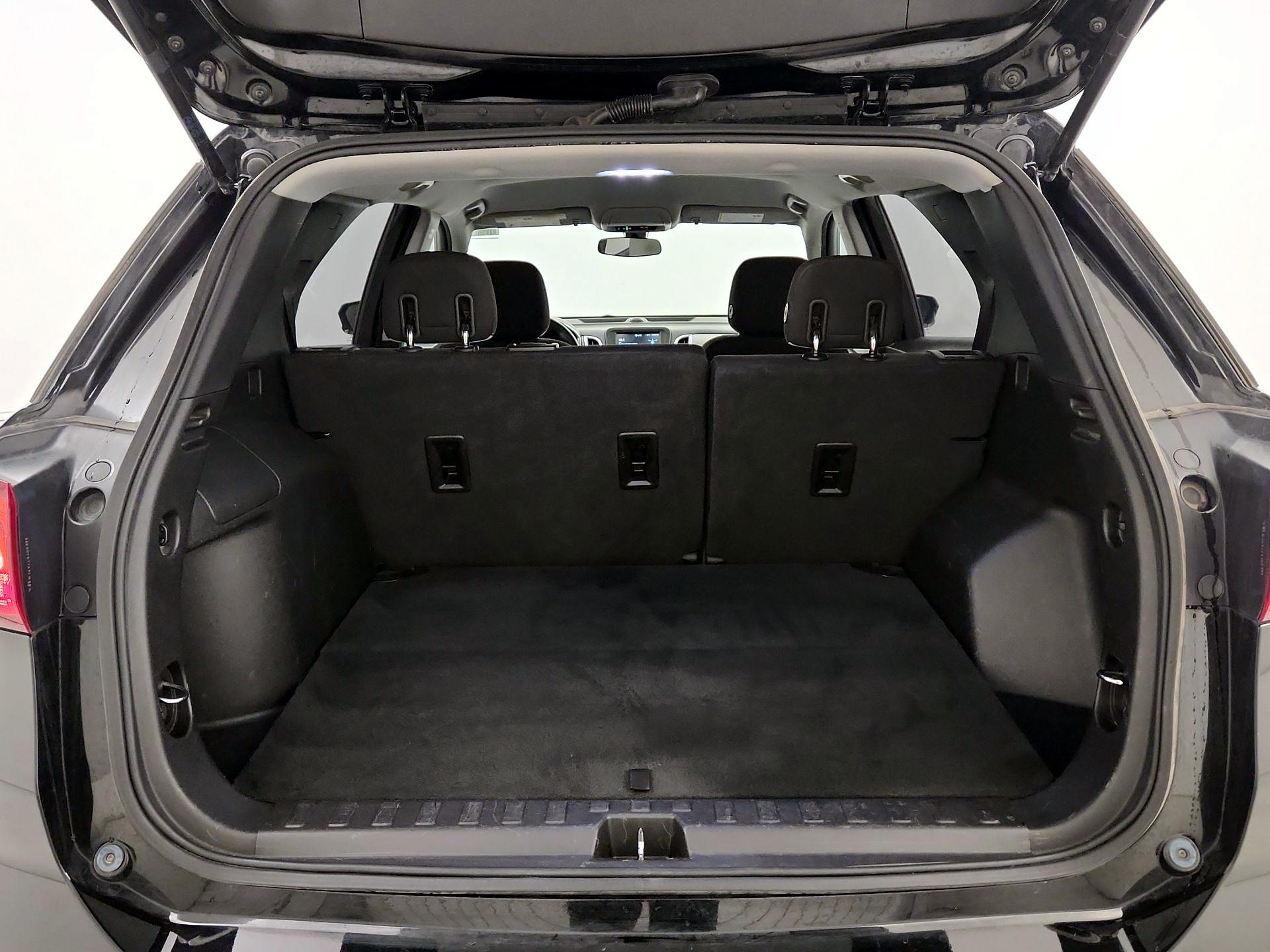 Thumbnail: 2018 Chevrolet Equinox - 20