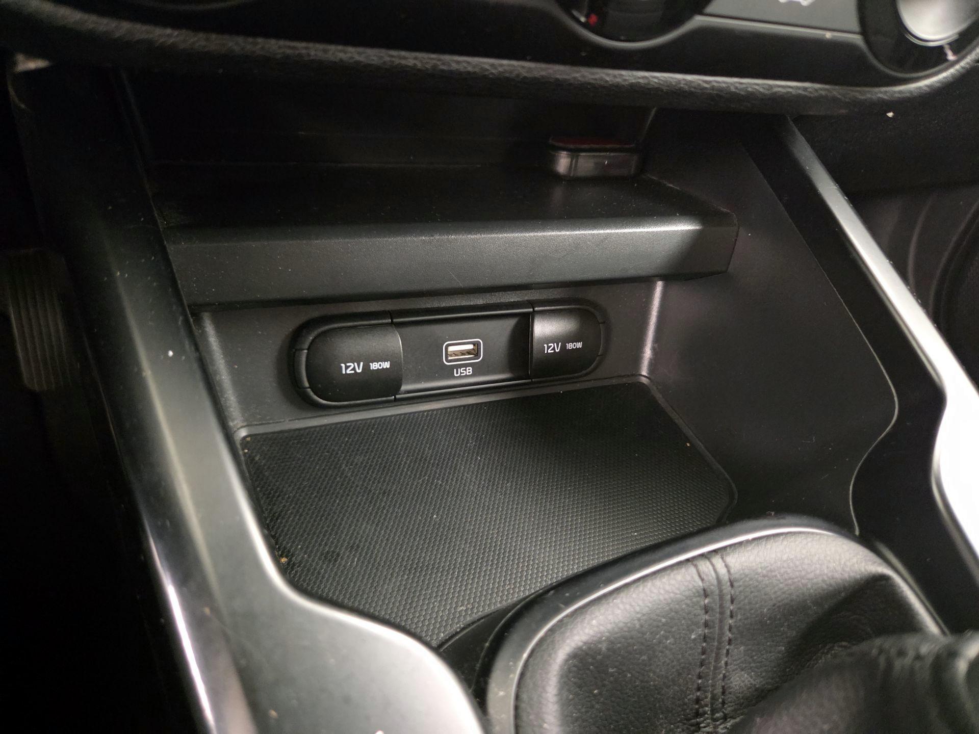 Thumbnail: 2020 Kia Soul - 18