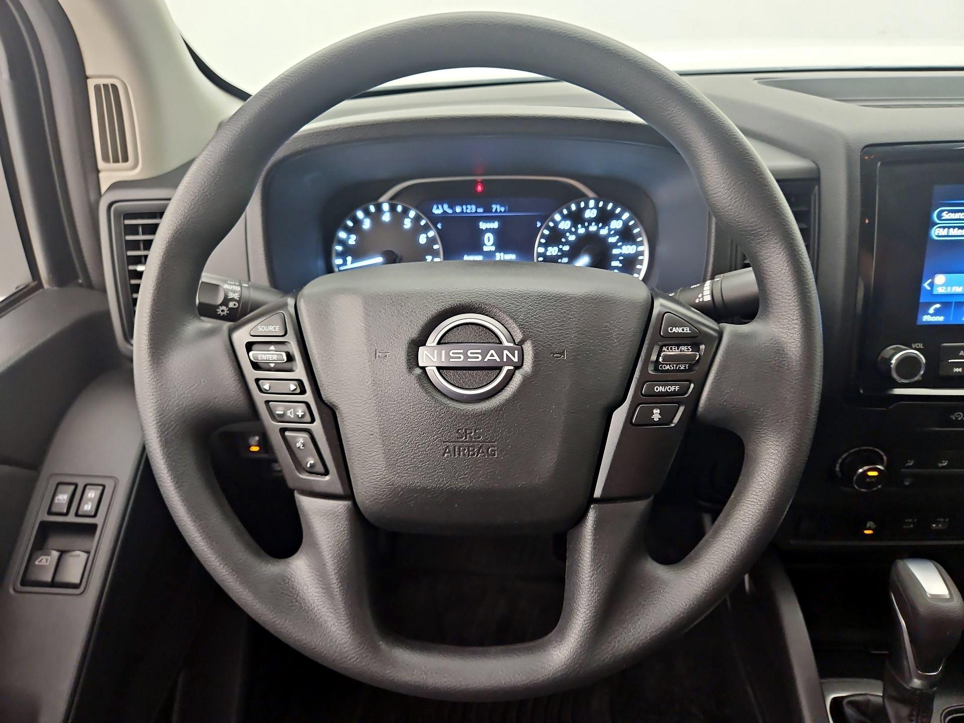 Thumbnail: 2023 Nissan Frontier - 10