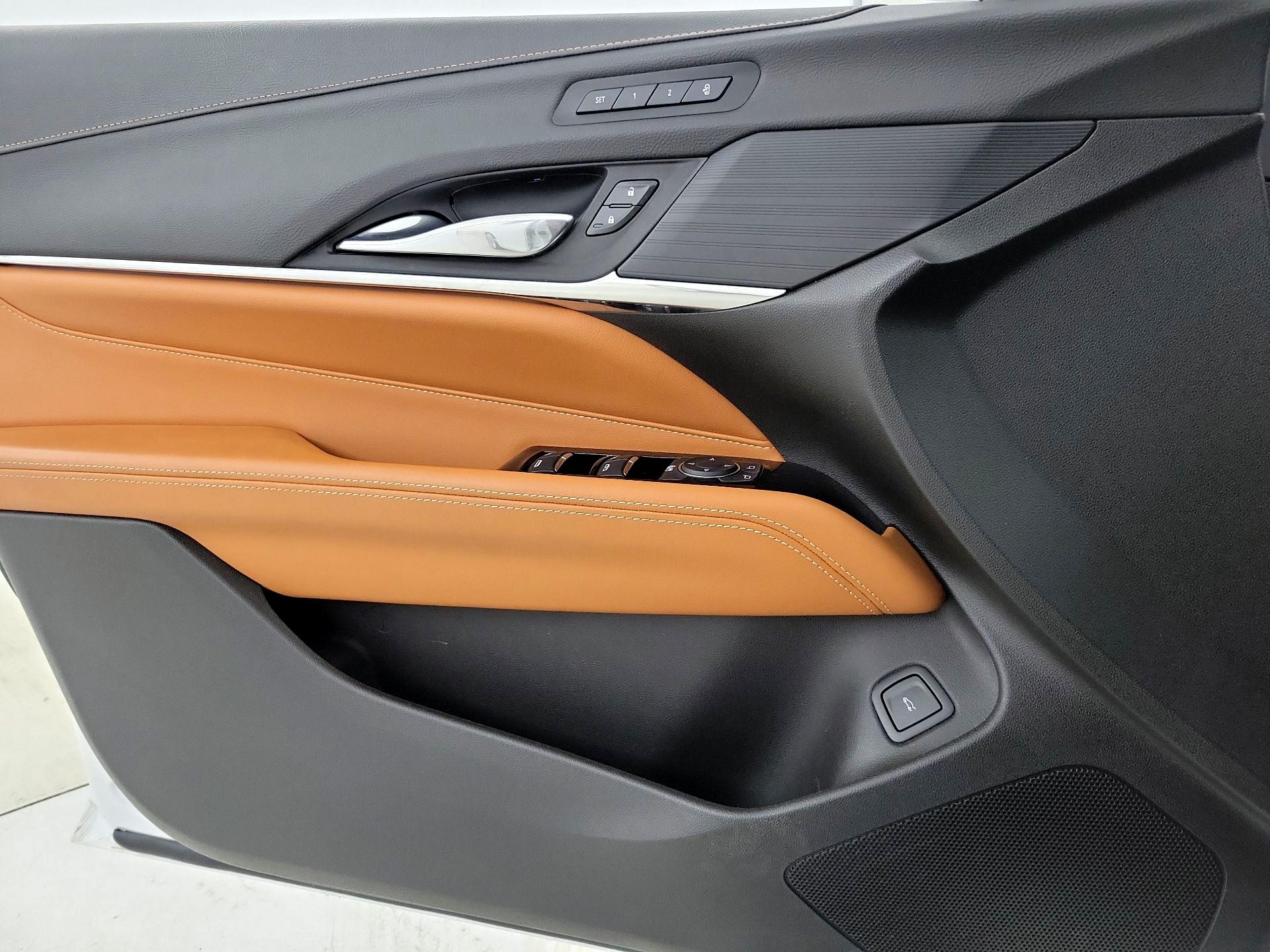 Thumbnail: 2023 Cadillac CT4 - 12