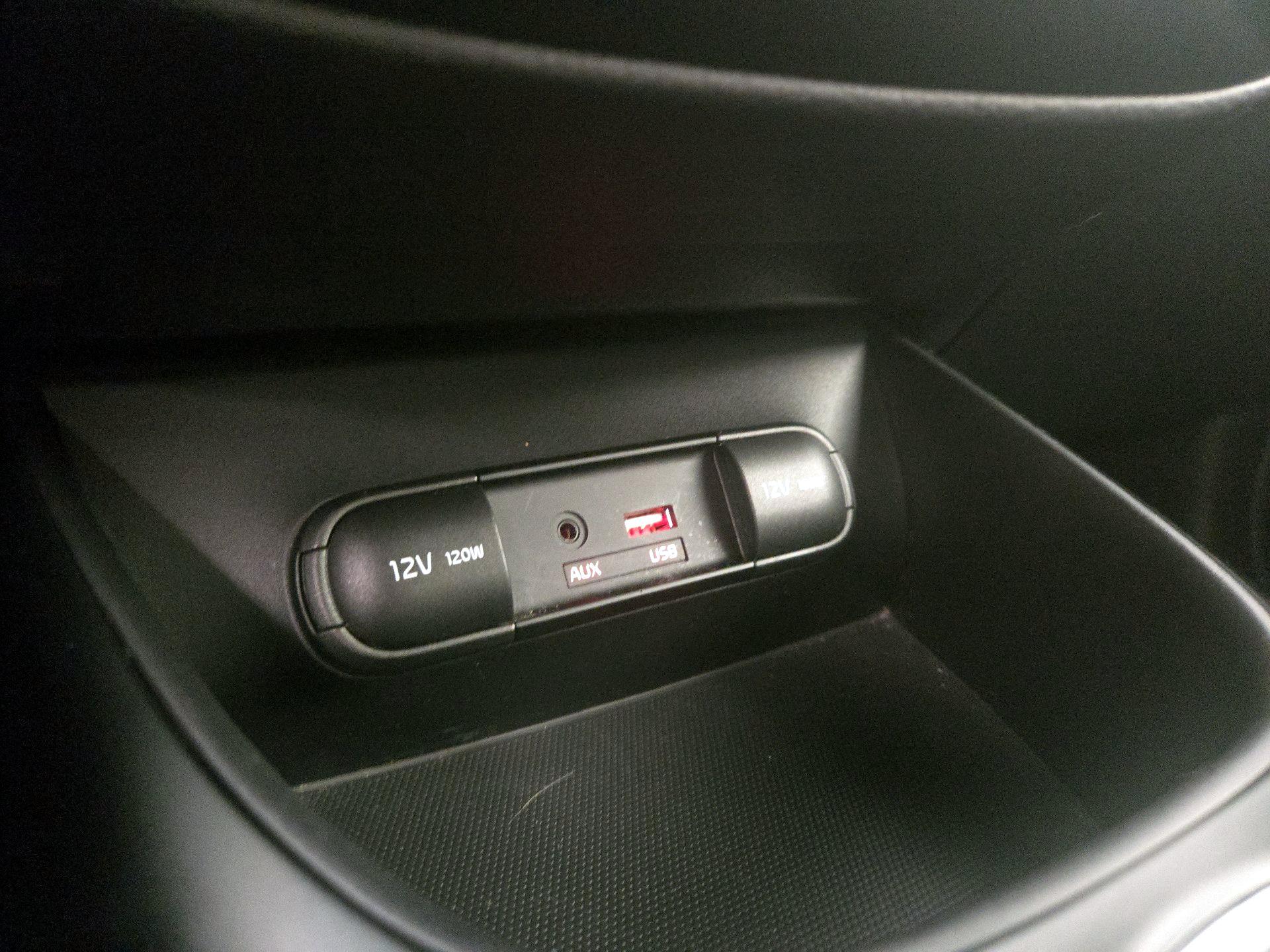 Thumbnail: 2018 Kia Soul - 18