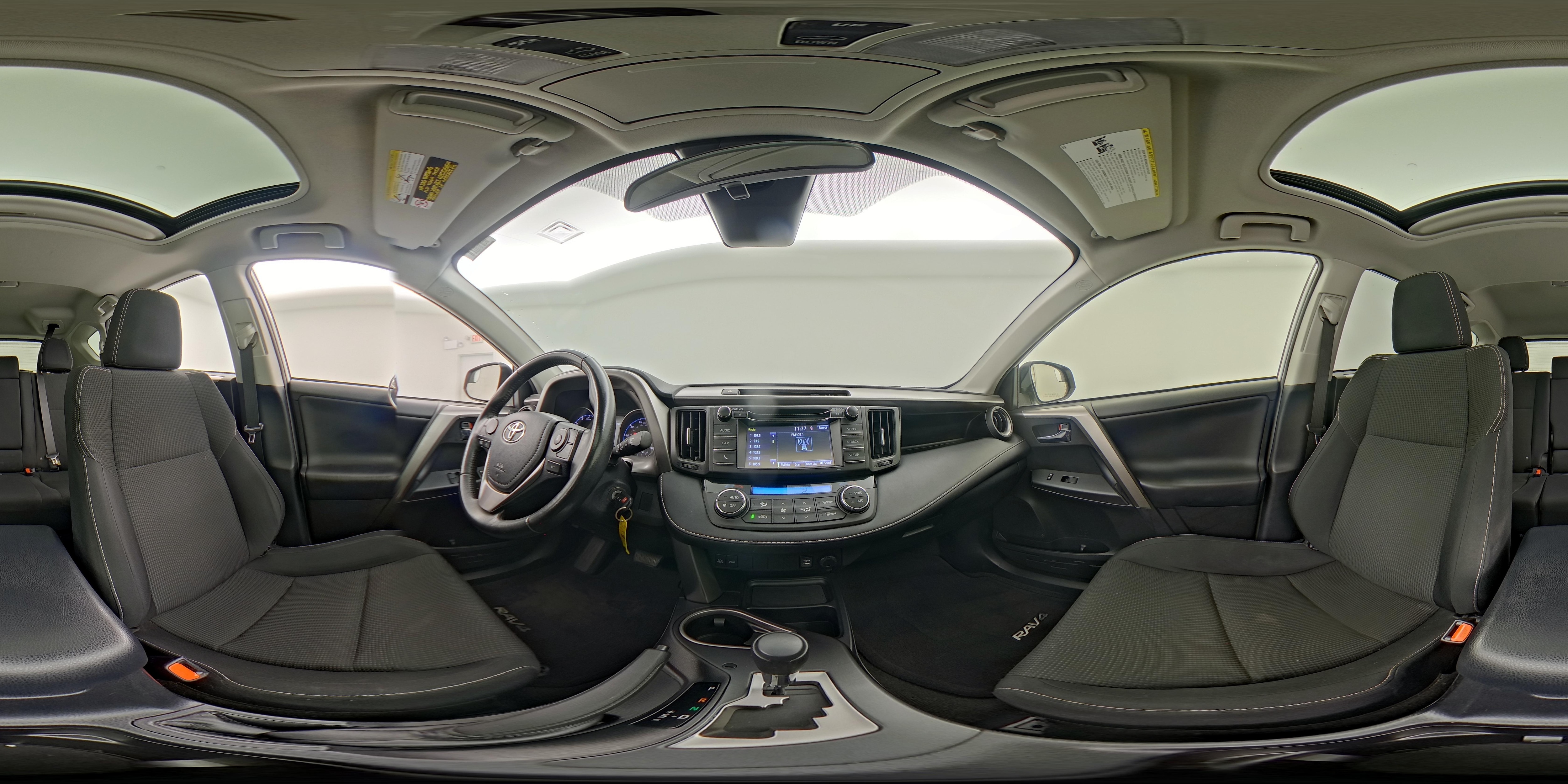 2018 Toyota RAV4 XLE - Photo 25