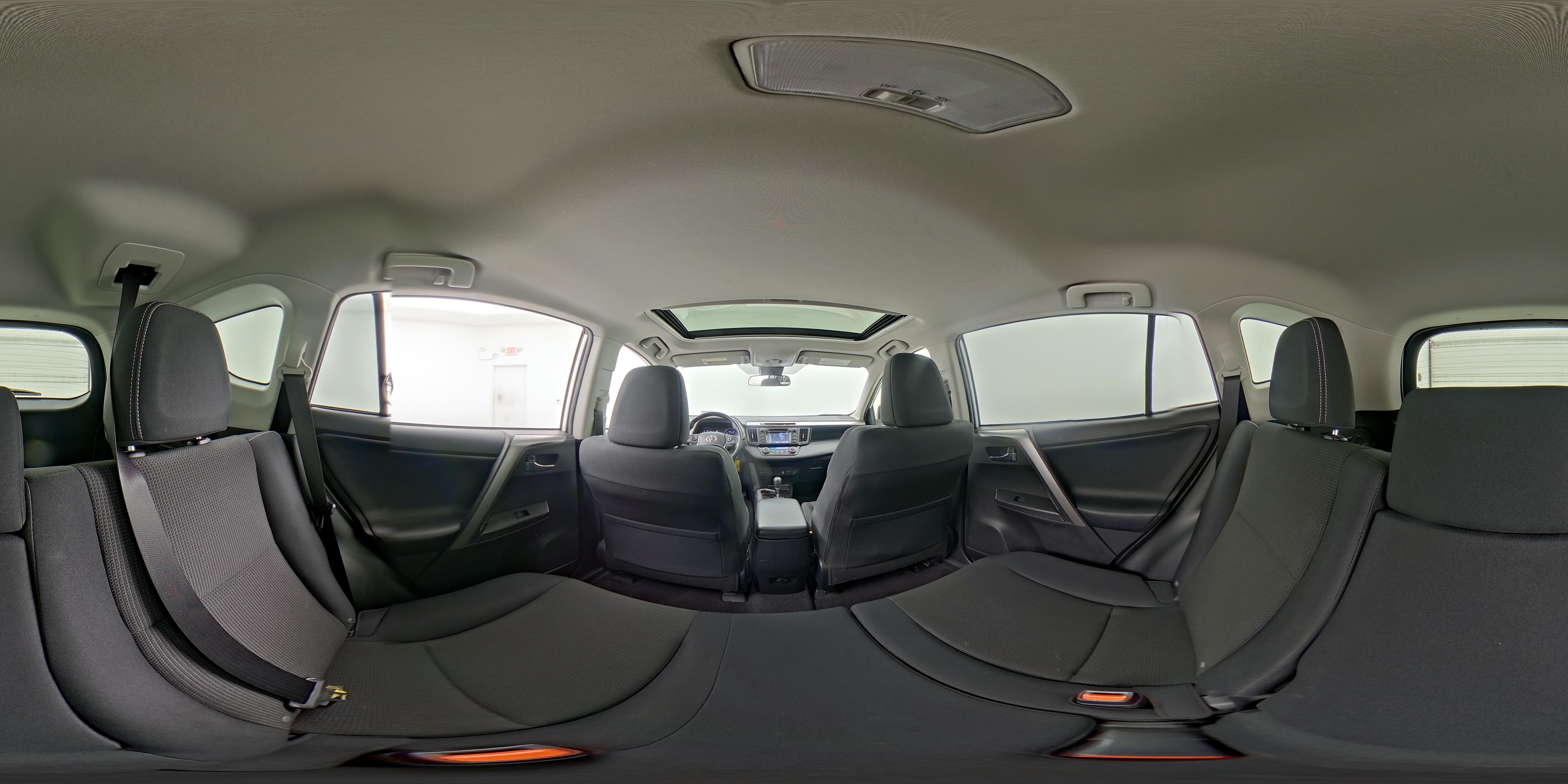 2018 Toyota RAV4 XLE - Photo 26