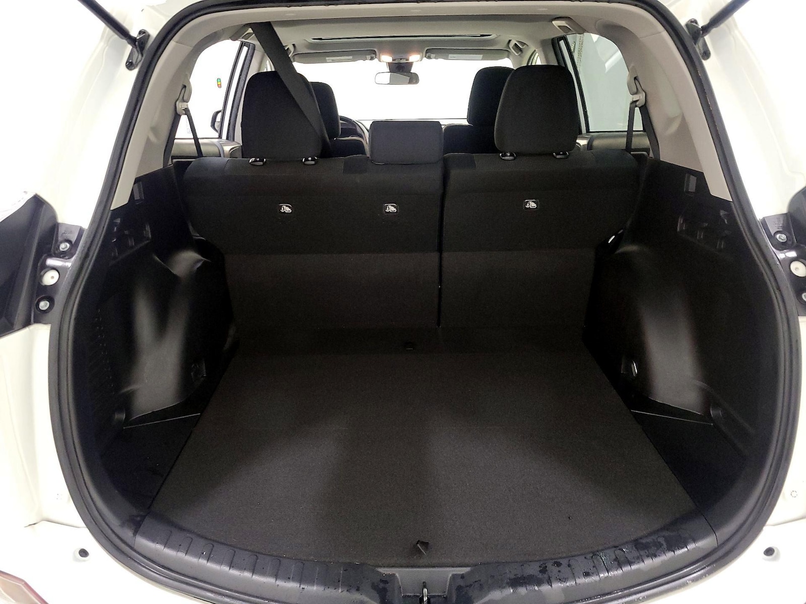2018 Toyota RAV4 XLE - Photo 22