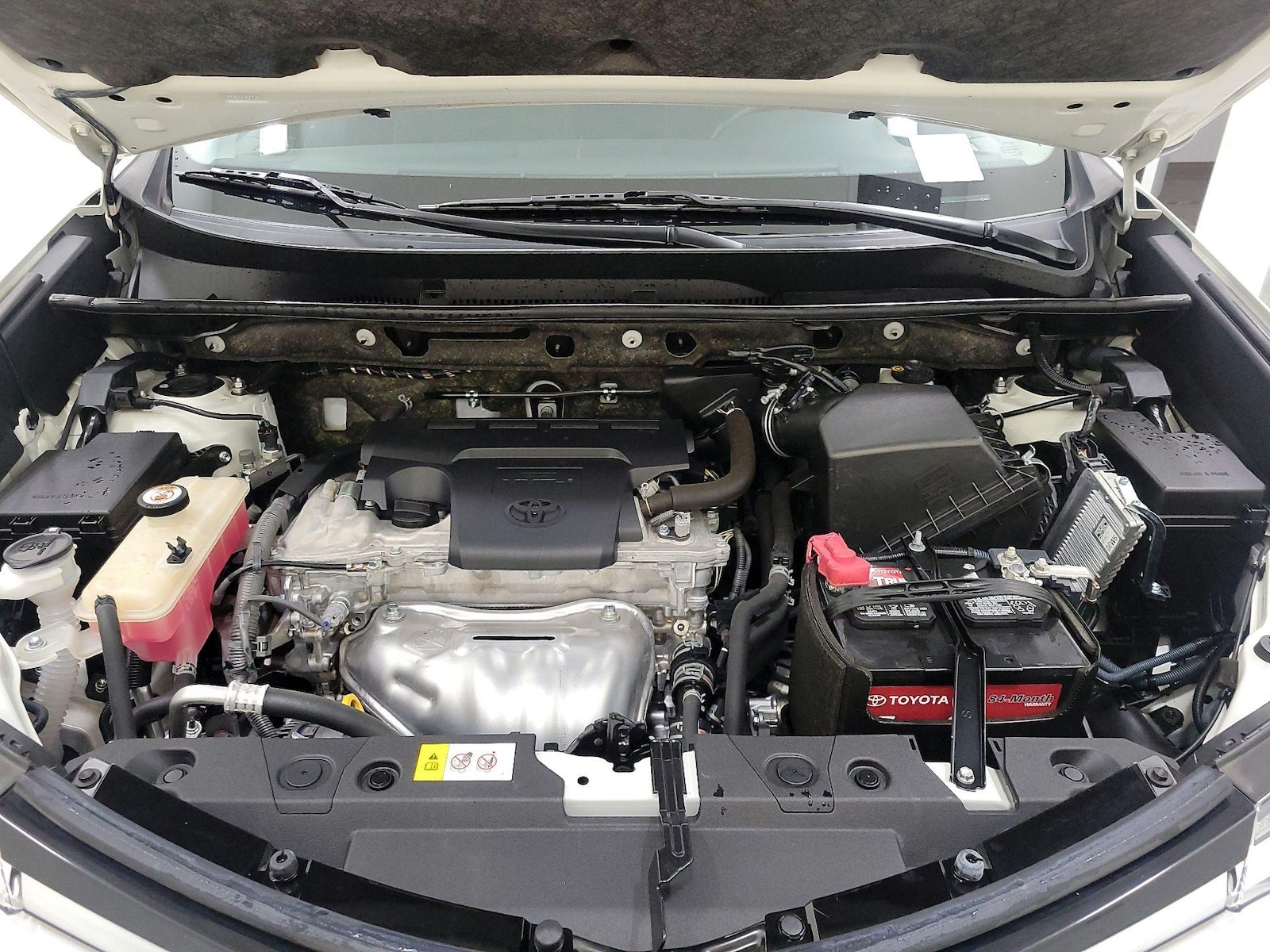 2018 Toyota RAV4 XLE - Photo 23