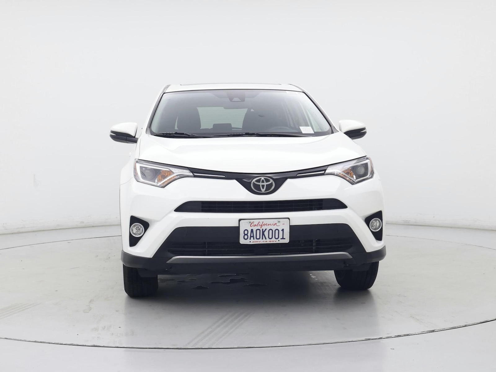 2018 Toyota RAV4 XLE - Photo 6