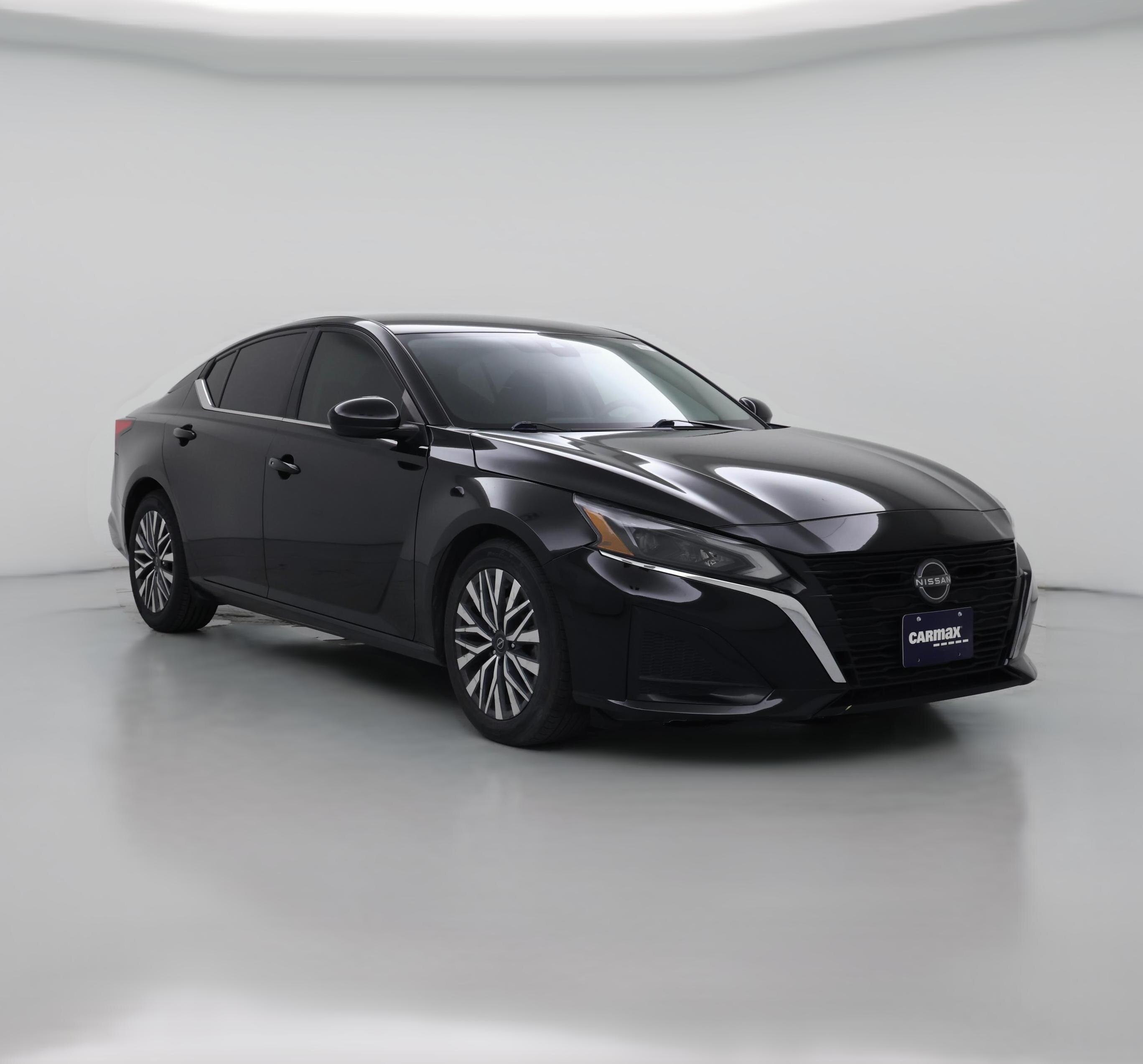 Thumbnail: 2023 Nissan Altima - 1