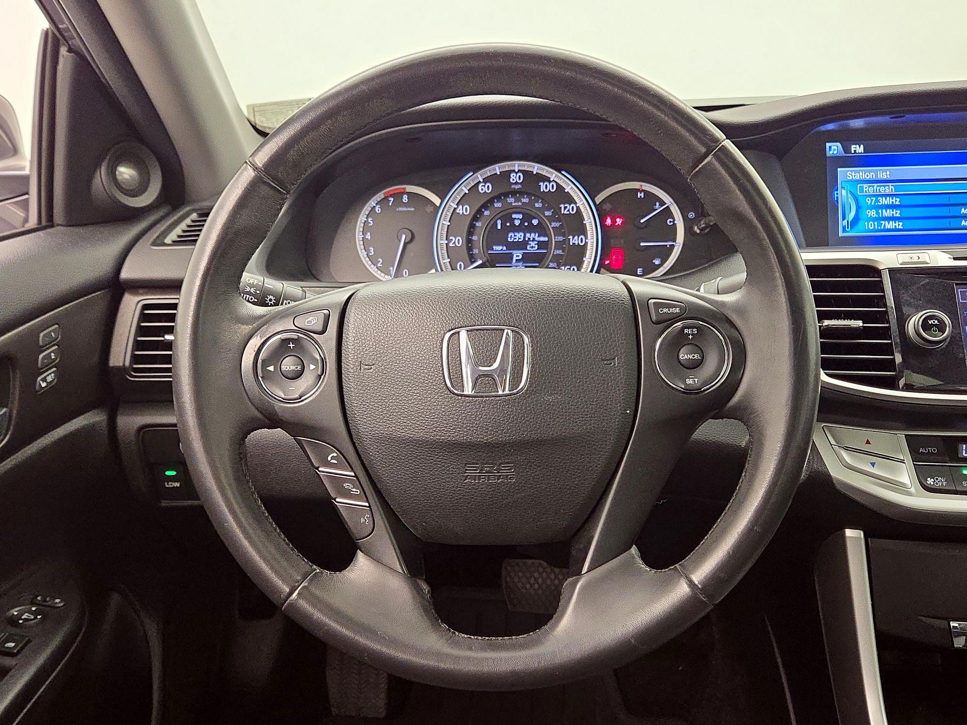 Thumbnail: 2015 Honda Accord - 10