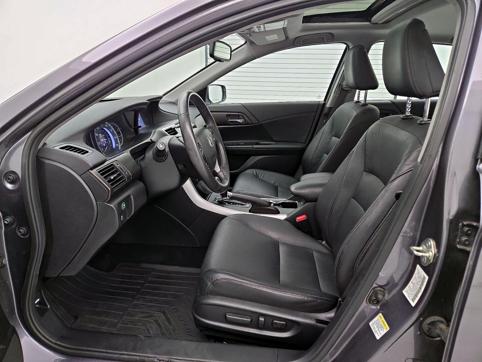 Thumbnail: 2015 Honda Accord - 11