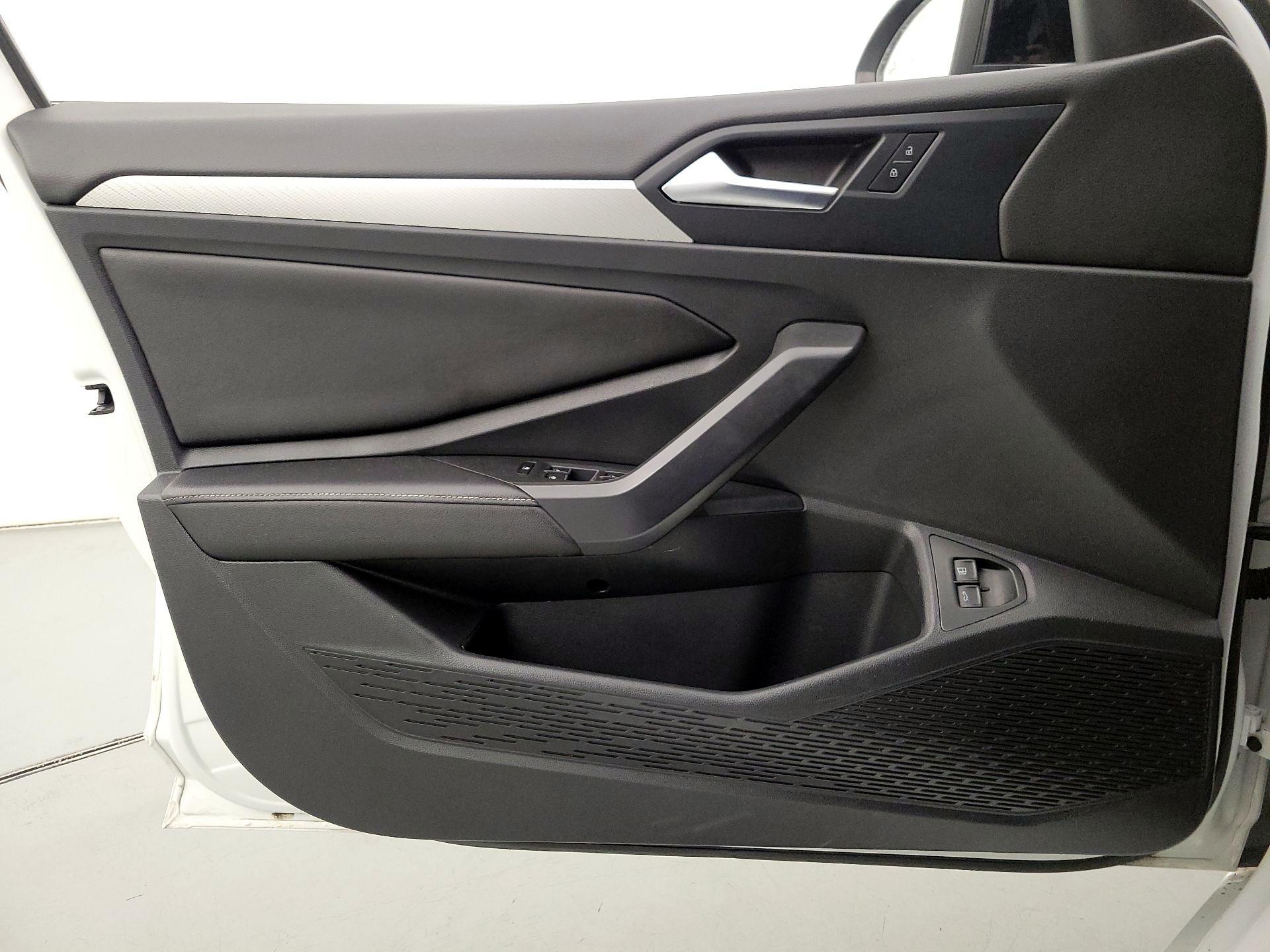 Thumbnail: 2022 Volkswagen Jetta - 12