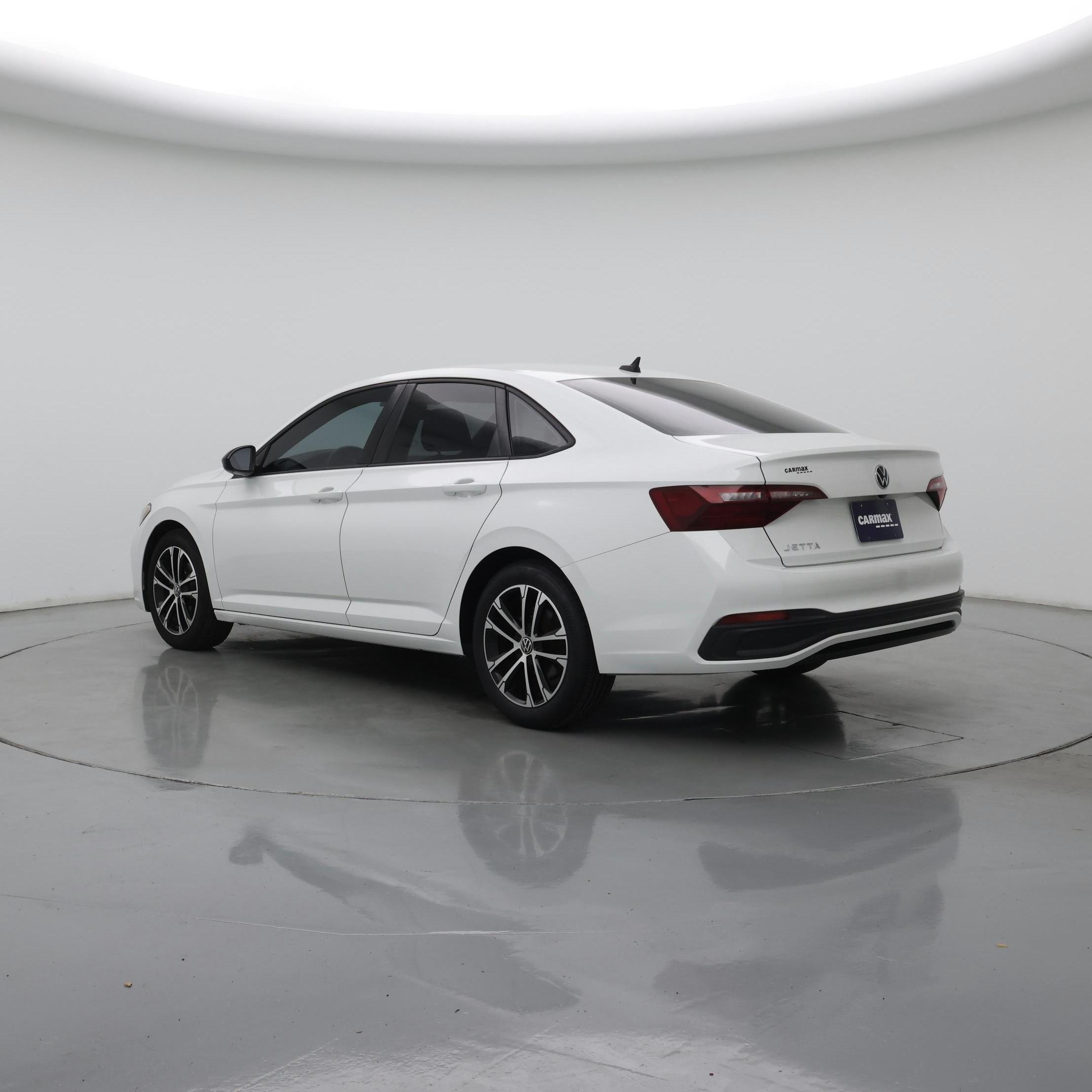 Thumbnail: 2022 Volkswagen Jetta - 2