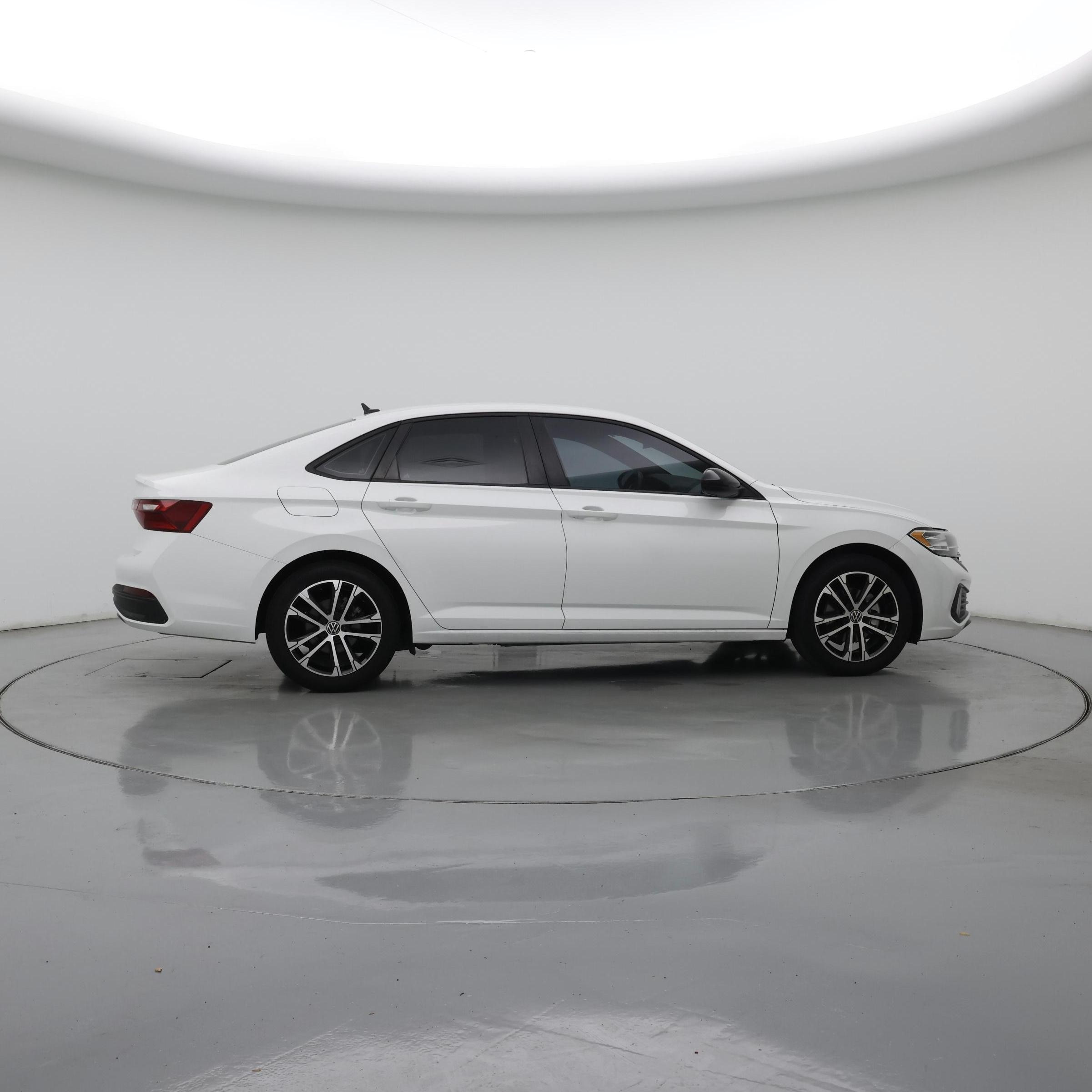 Thumbnail: 2022 Volkswagen Jetta - 7