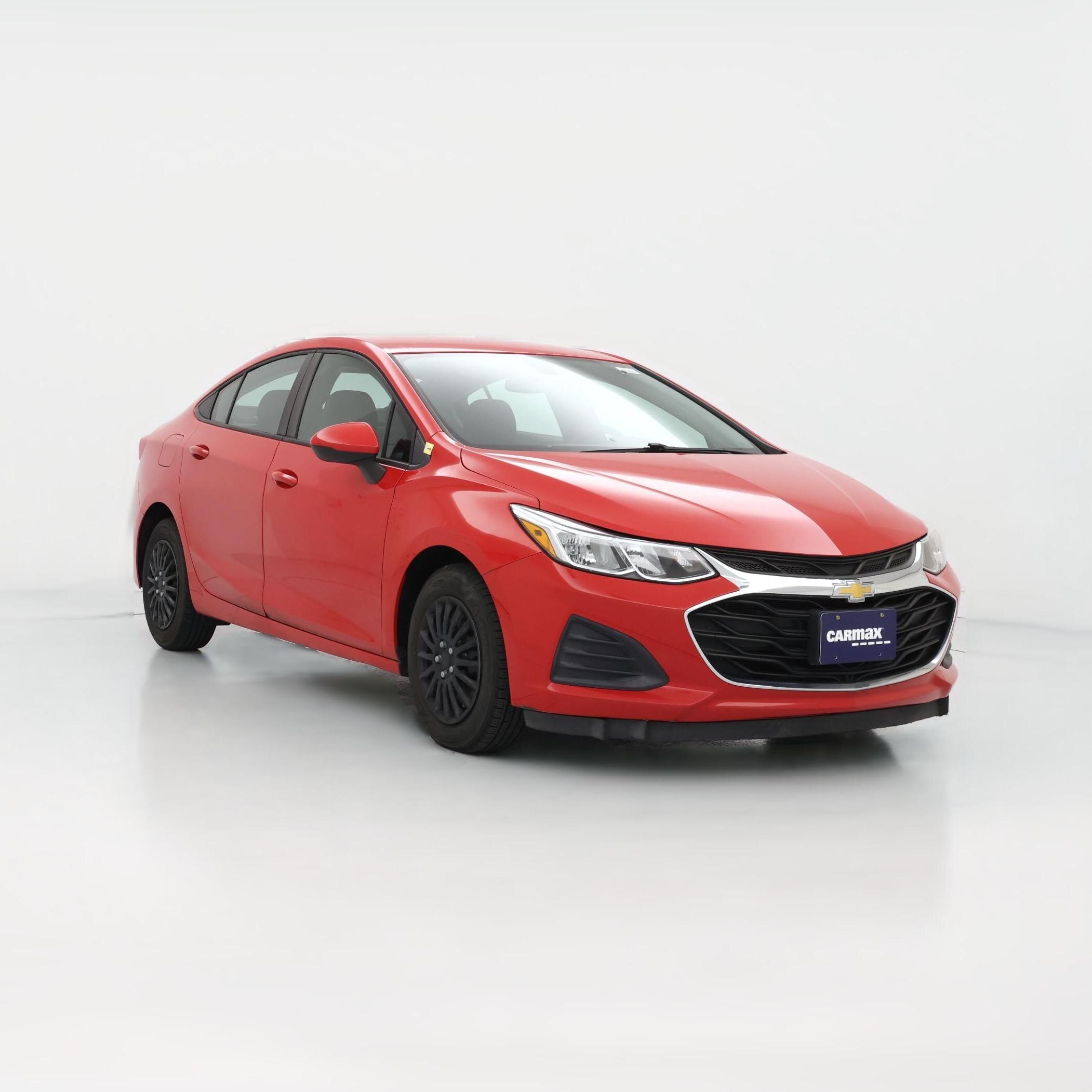 Thumbnail: 2019 Chevrolet Cruze - 1