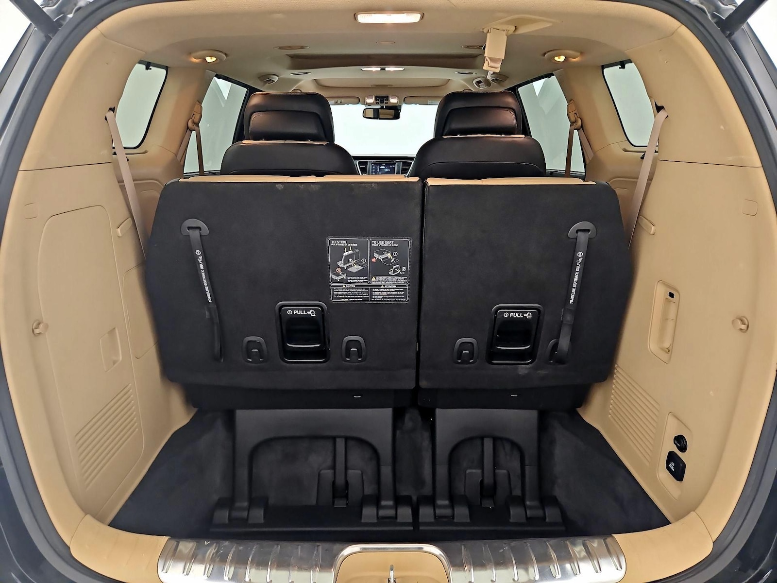 2016 Kia Sedona SX Limited - Photo 24
