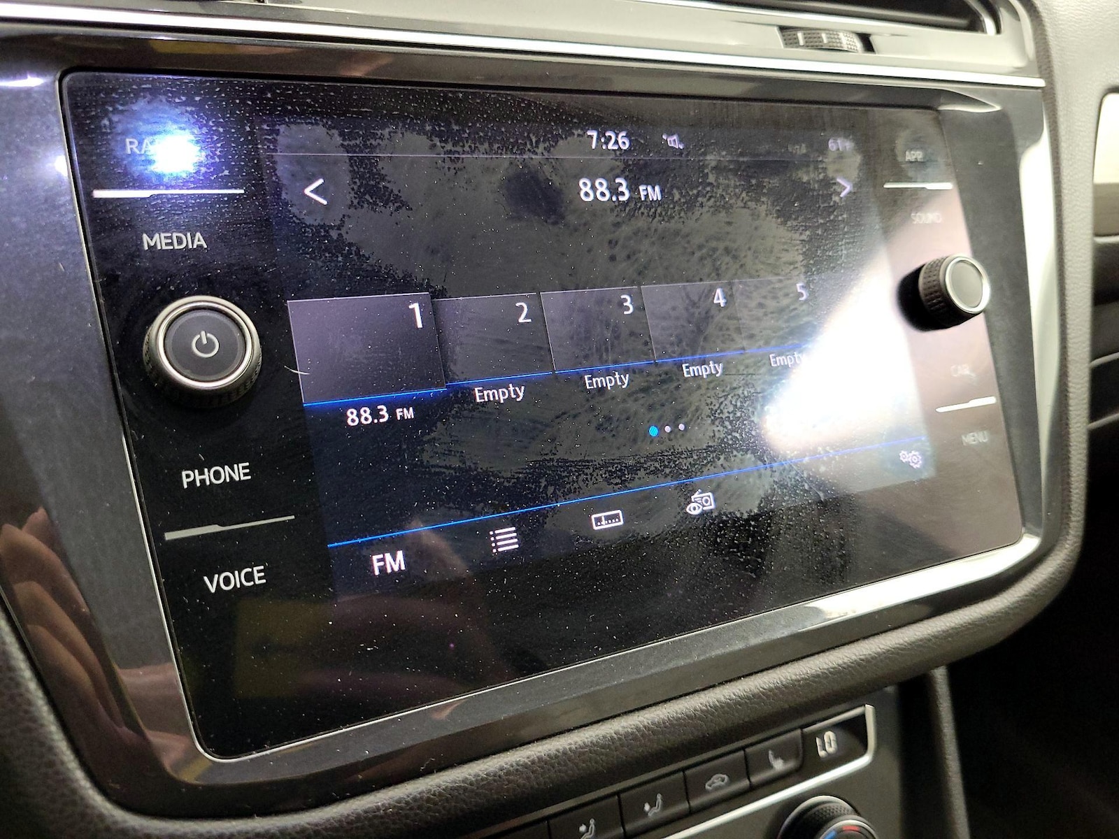 2019 Volkswagen Tiguan SE - Photo 16