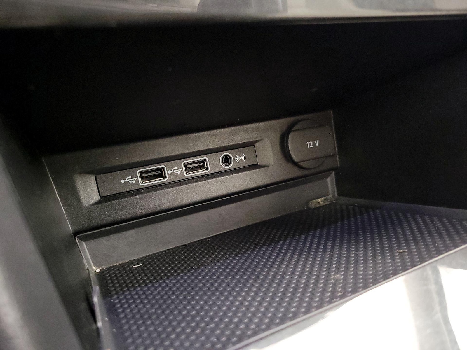 2019 Volkswagen Tiguan SE - Photo 19