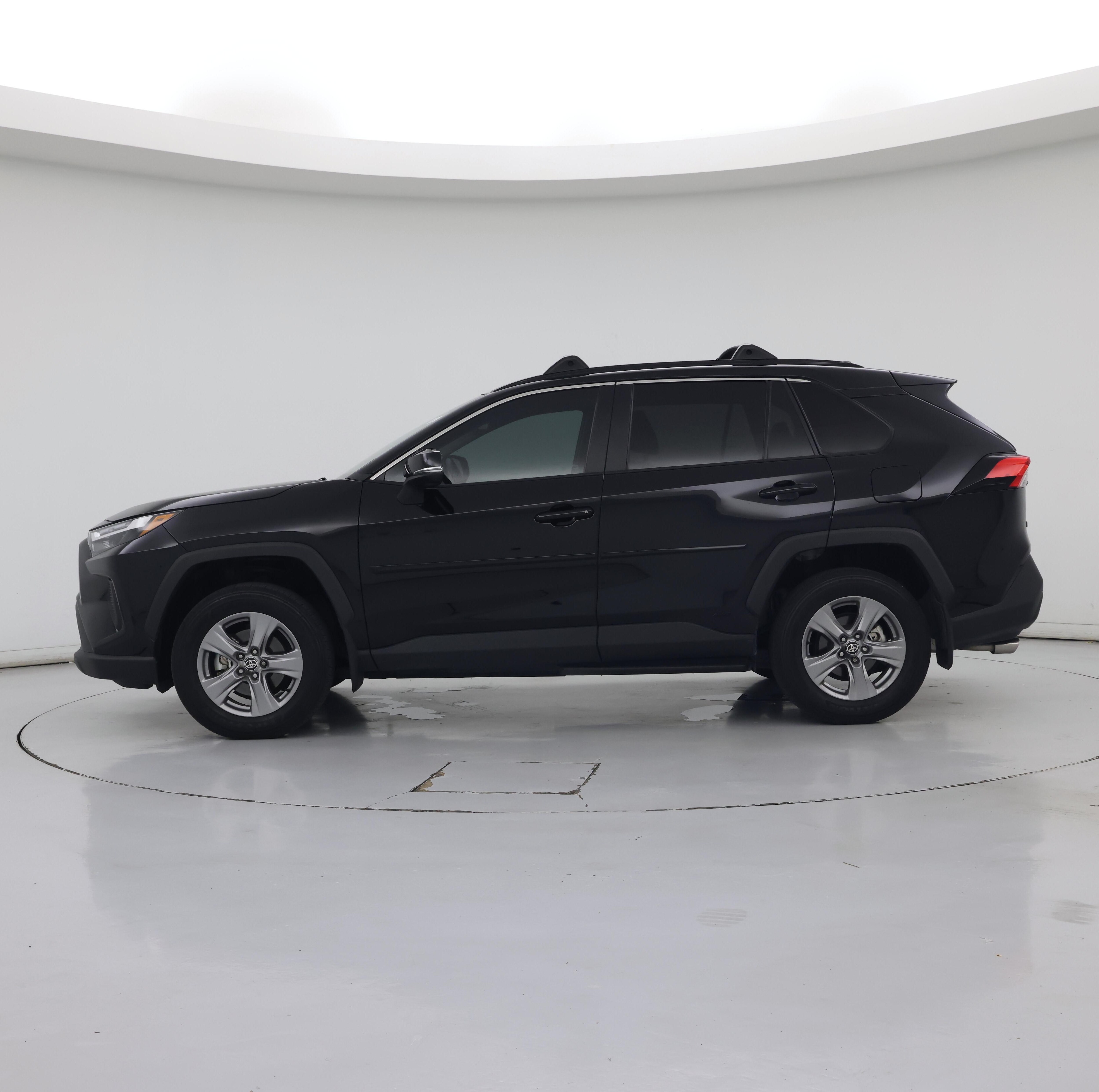 Thumbnail: 2025 Toyota RAV4 - 3