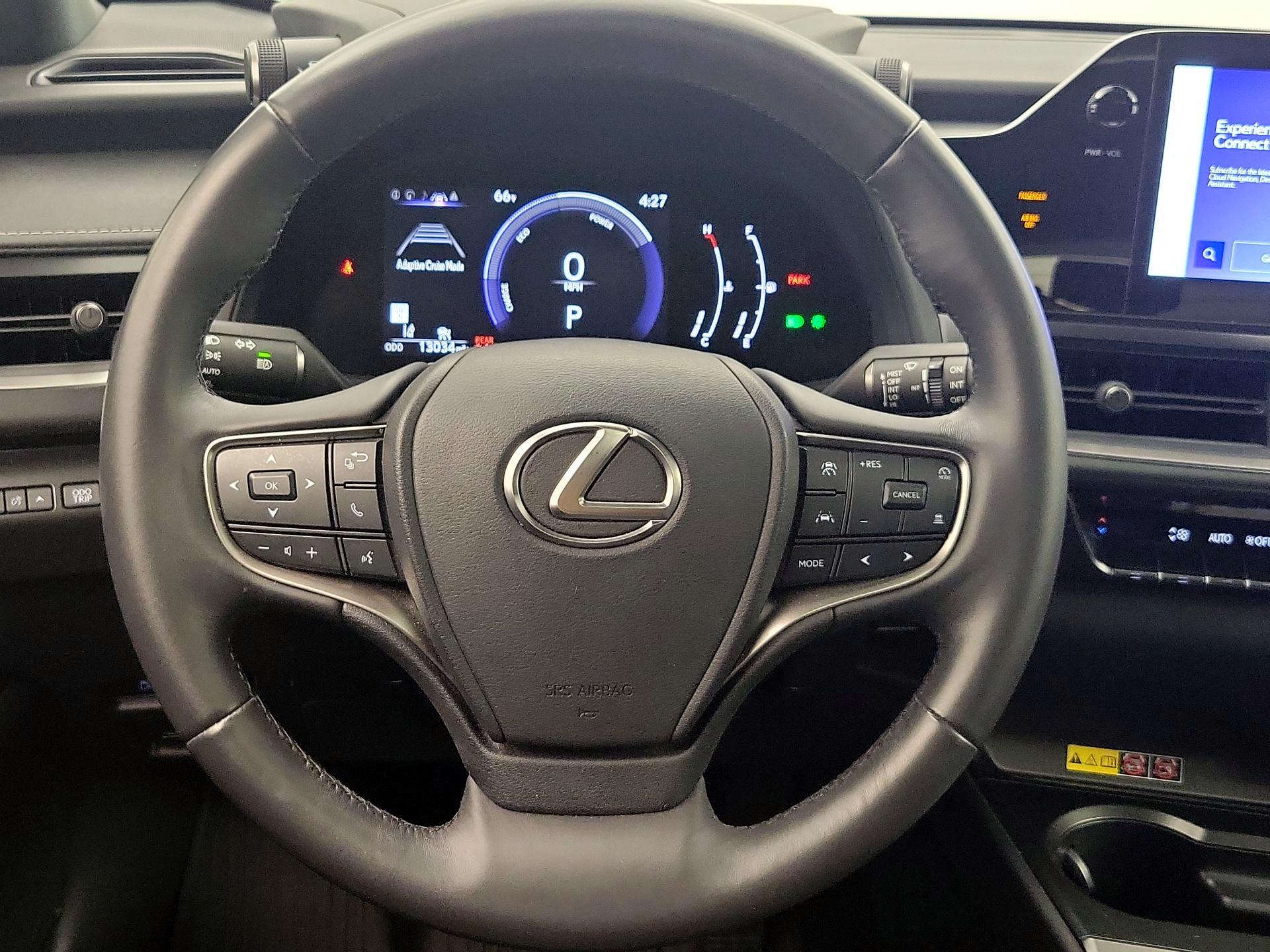 Thumbnail: 2025 Lexus UX - 10