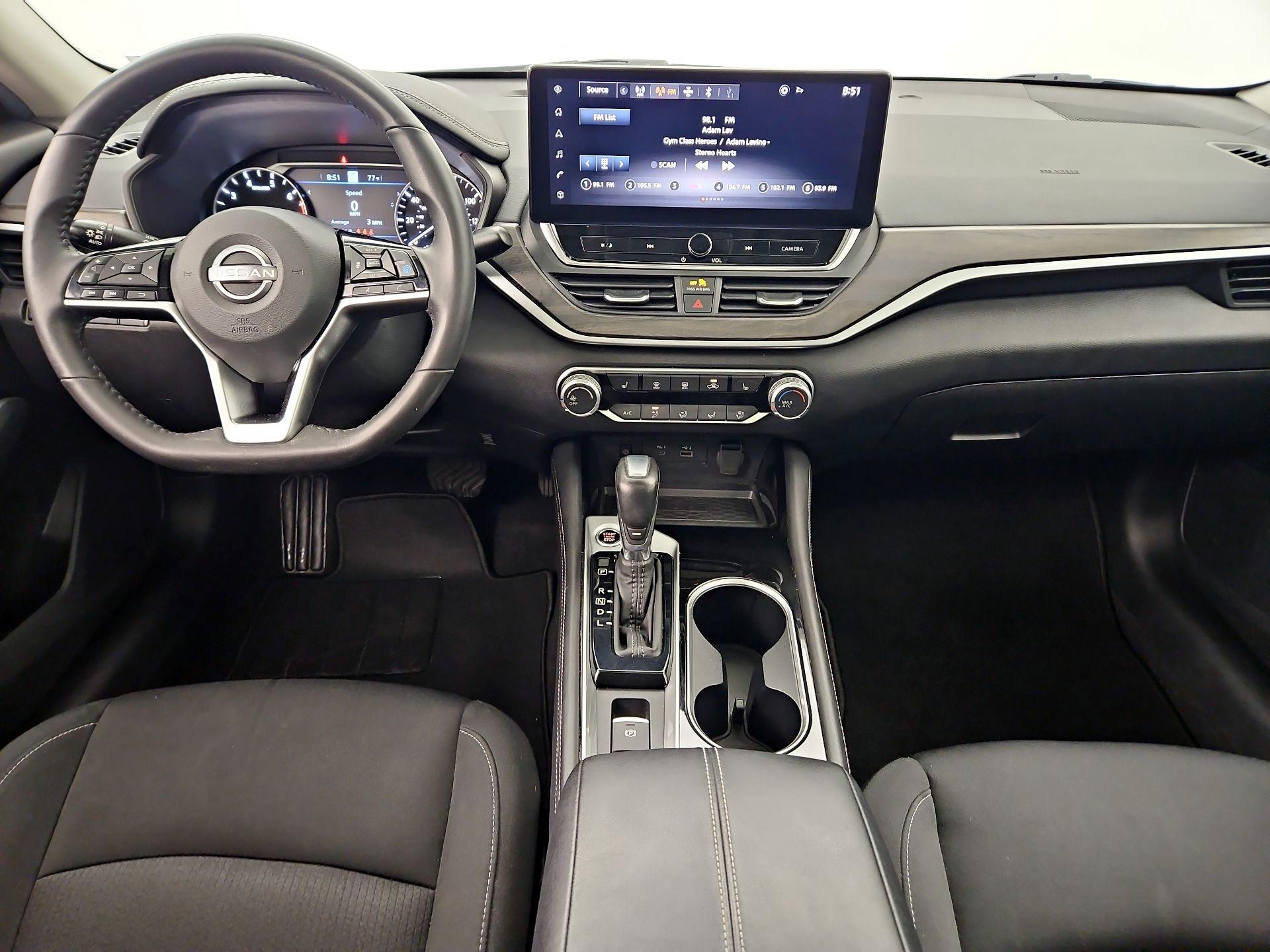 Thumbnail: 2023 Nissan Altima - 9