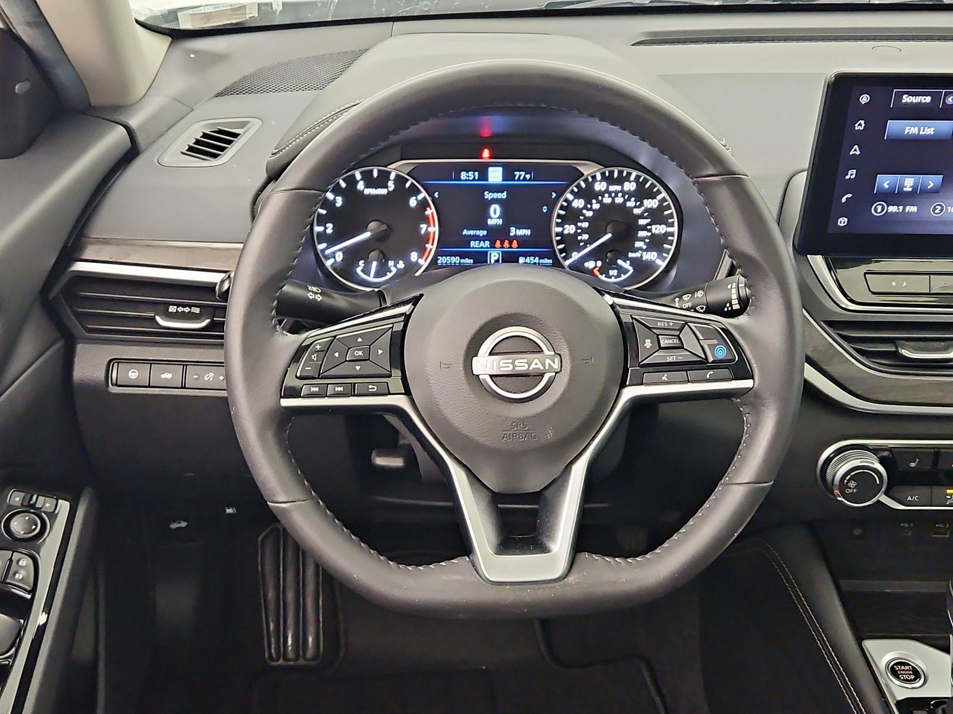 Thumbnail: 2023 Nissan Altima - 10