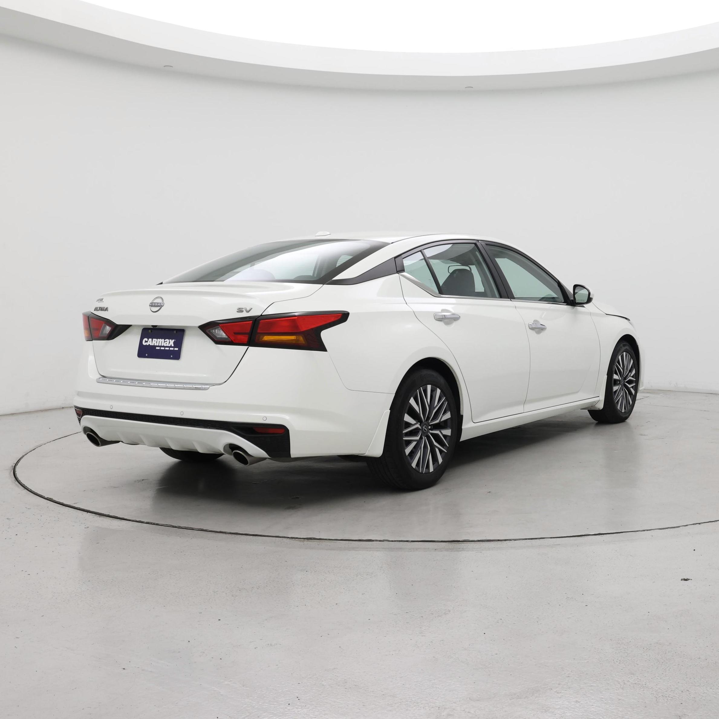 Thumbnail: 2023 Nissan Altima - 8