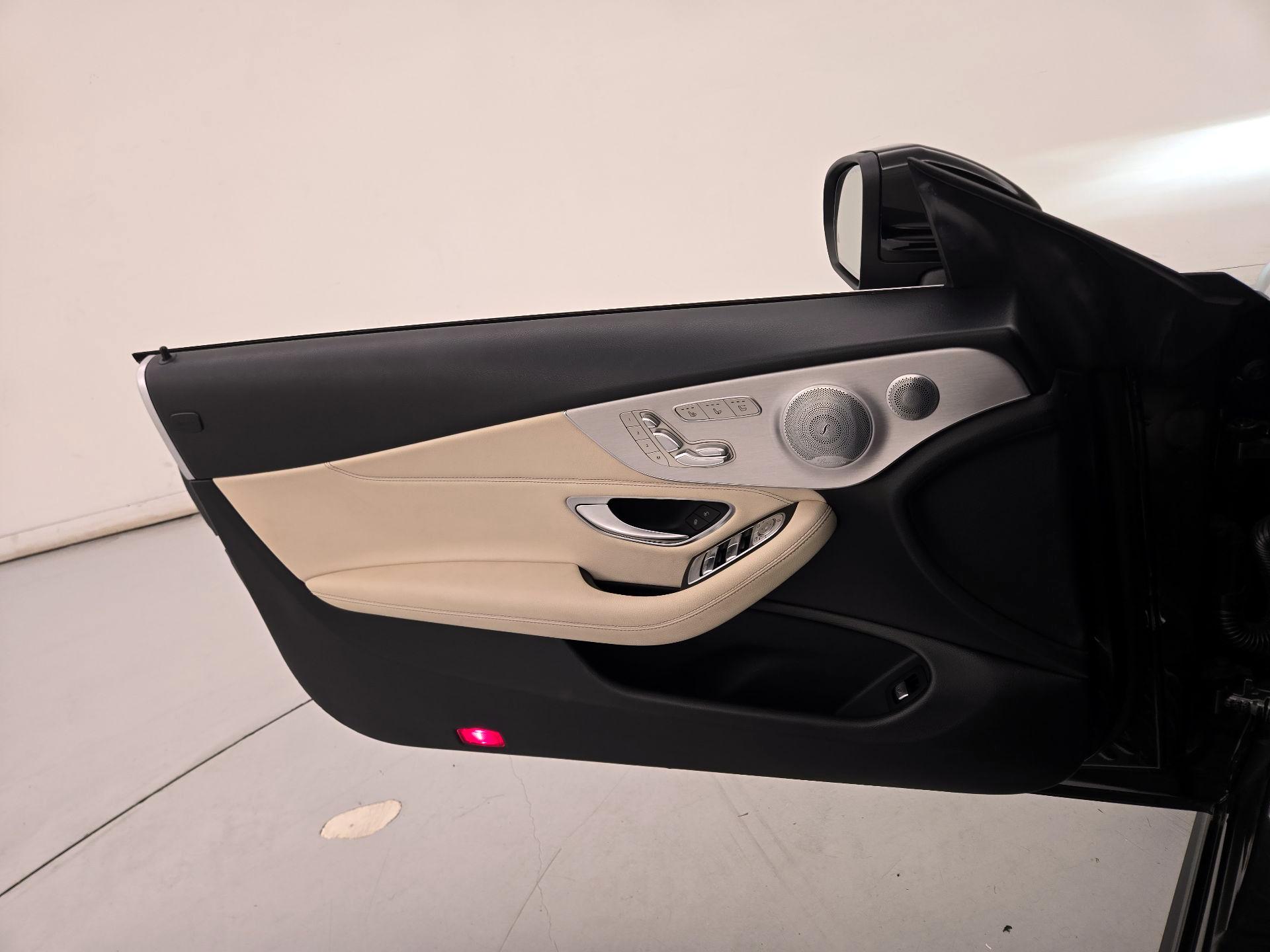 Thumbnail: 2019 Mercedes-Benz C-Class - 12