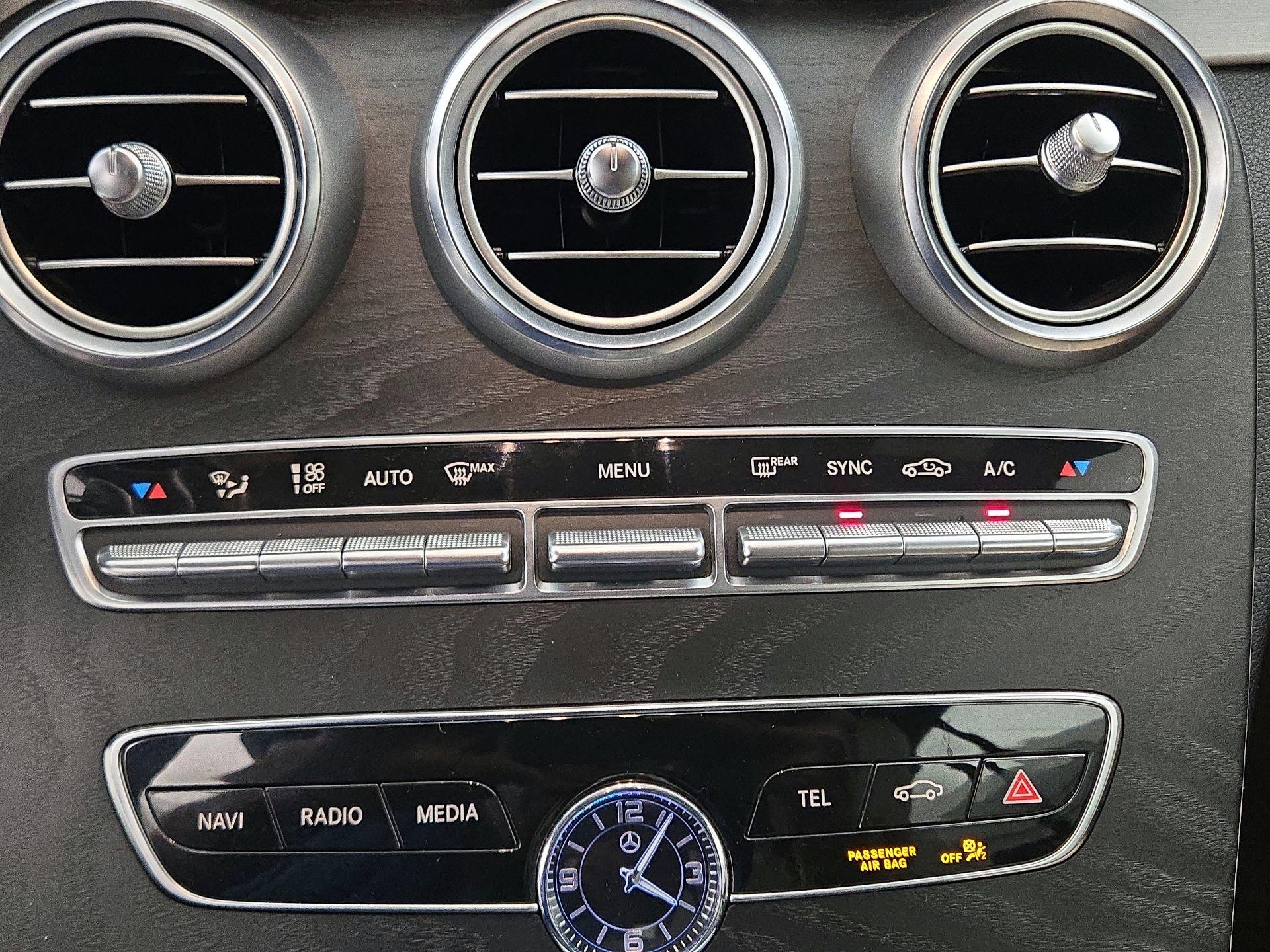 Thumbnail: 2019 Mercedes-Benz C-Class - 16
