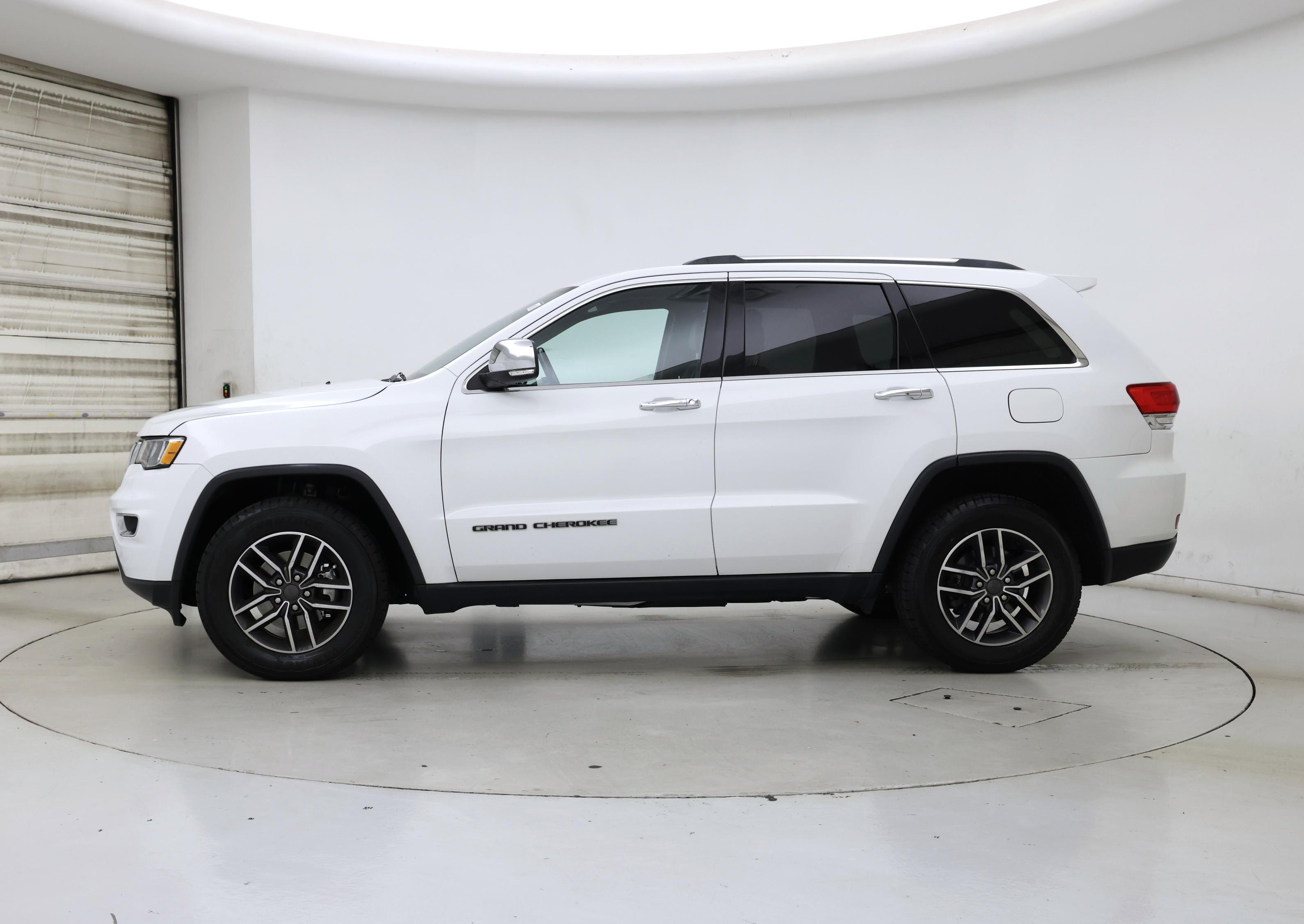 Thumbnail: 2019 Jeep Grand Cherokee - 3