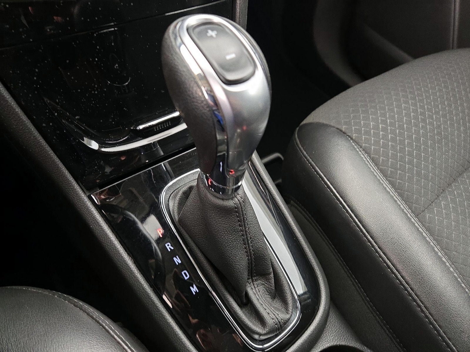 2019 Buick Encore Preferred - Photo 18