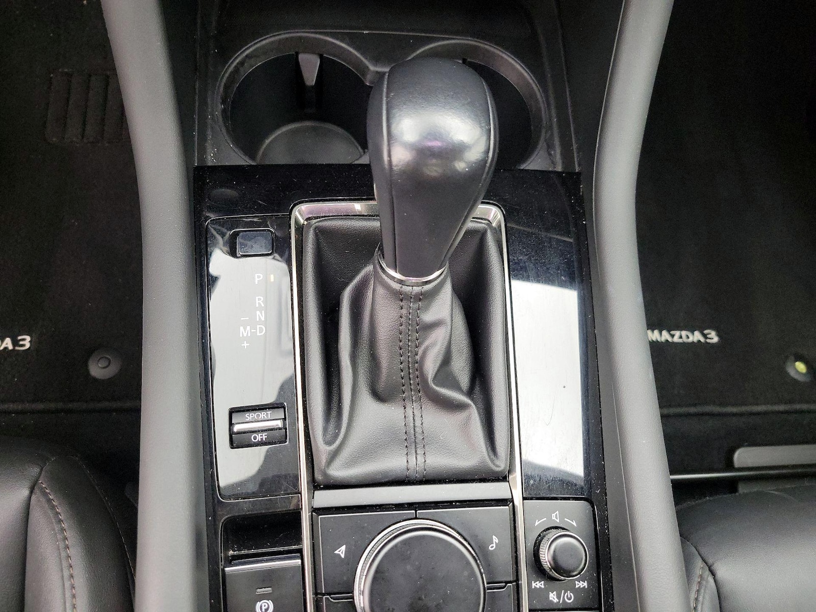 2020 Mazda Mazda3 Preferred - Photo 19