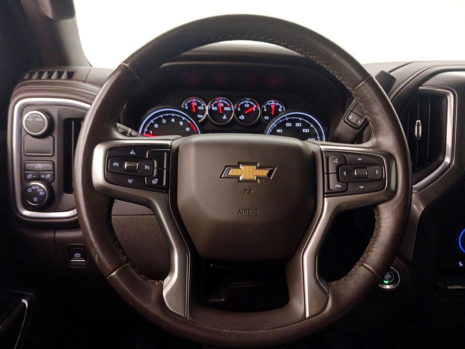 2021 Chevrolet Silverado 1500 LT - Photo 11