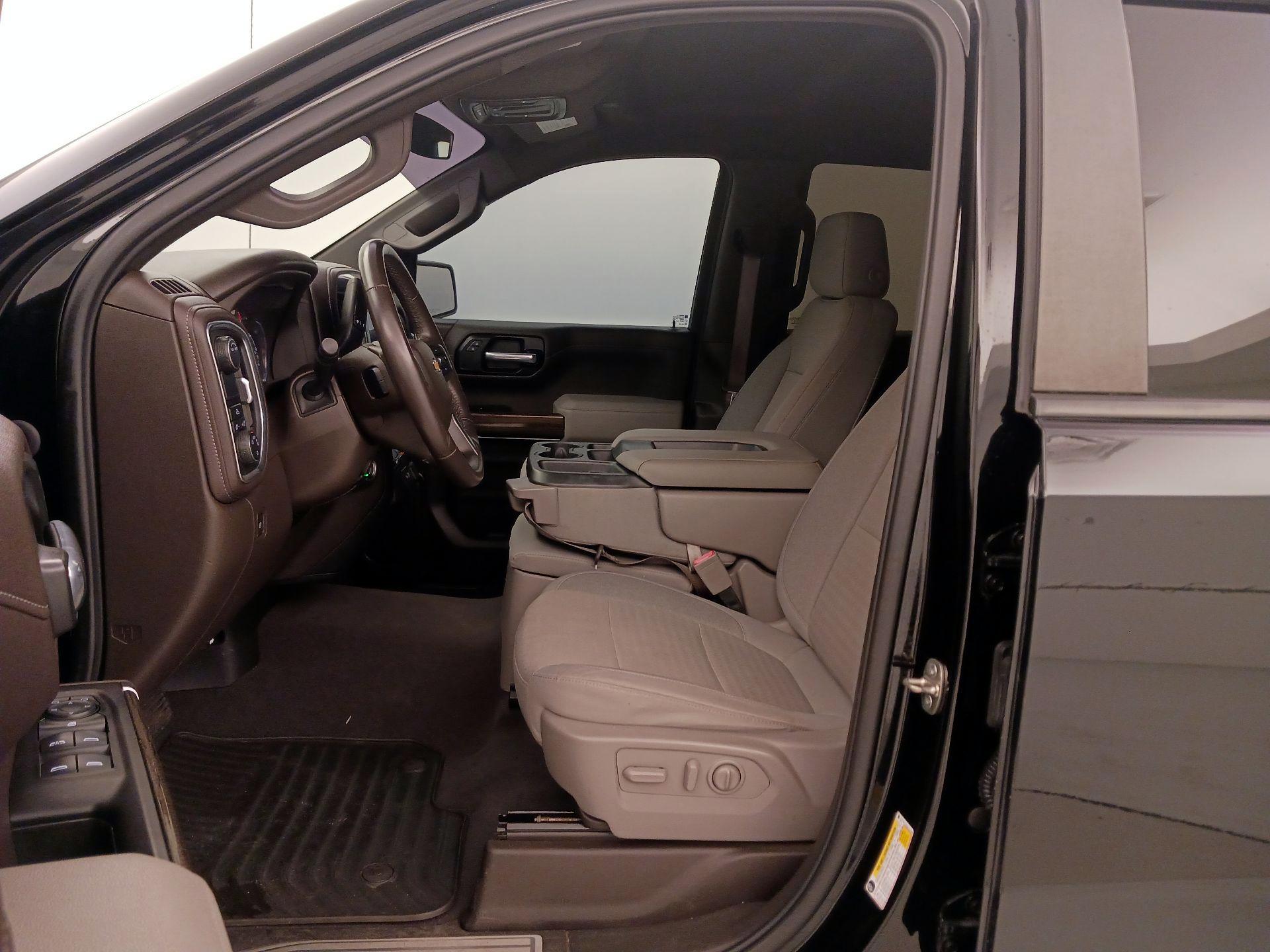 Thumbnail: 2021 Chevrolet Silverado 1500 - 11