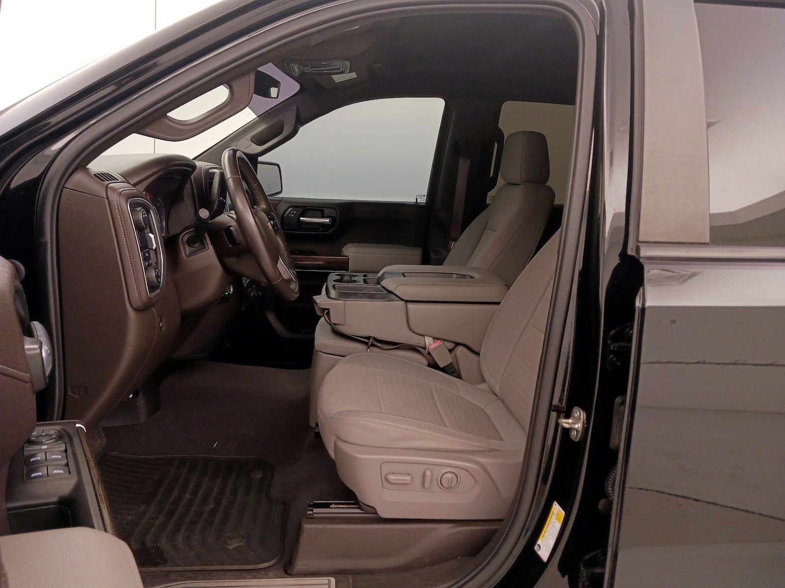 2021 Chevrolet Silverado 1500 LT - Photo 12