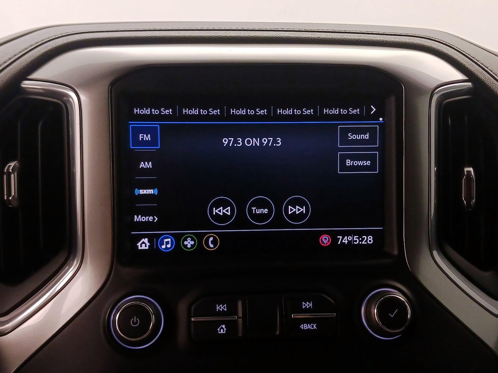 2021 Chevrolet Silverado 1500 LT - Photo 16