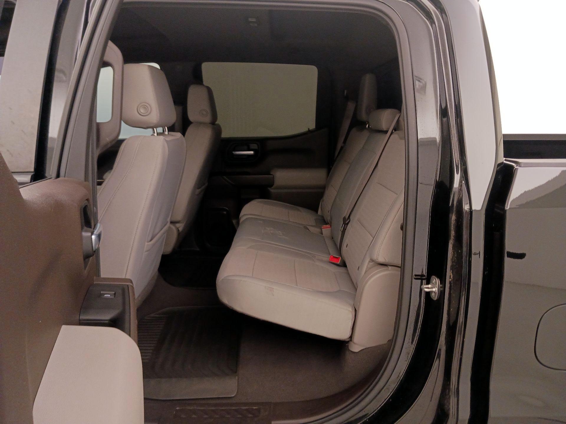 Thumbnail: 2021 Chevrolet Silverado 1500 - 19