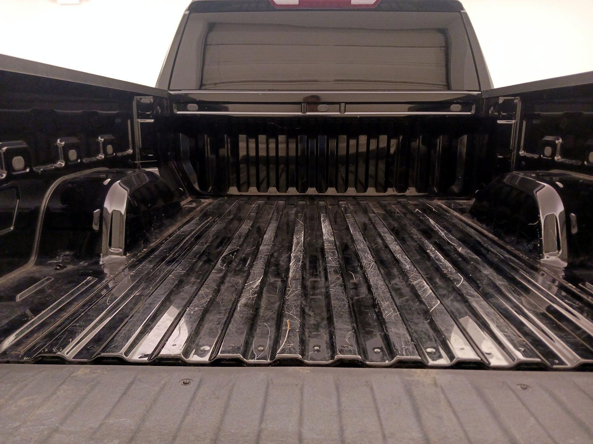 Thumbnail: 2021 Chevrolet Silverado 1500 - 20