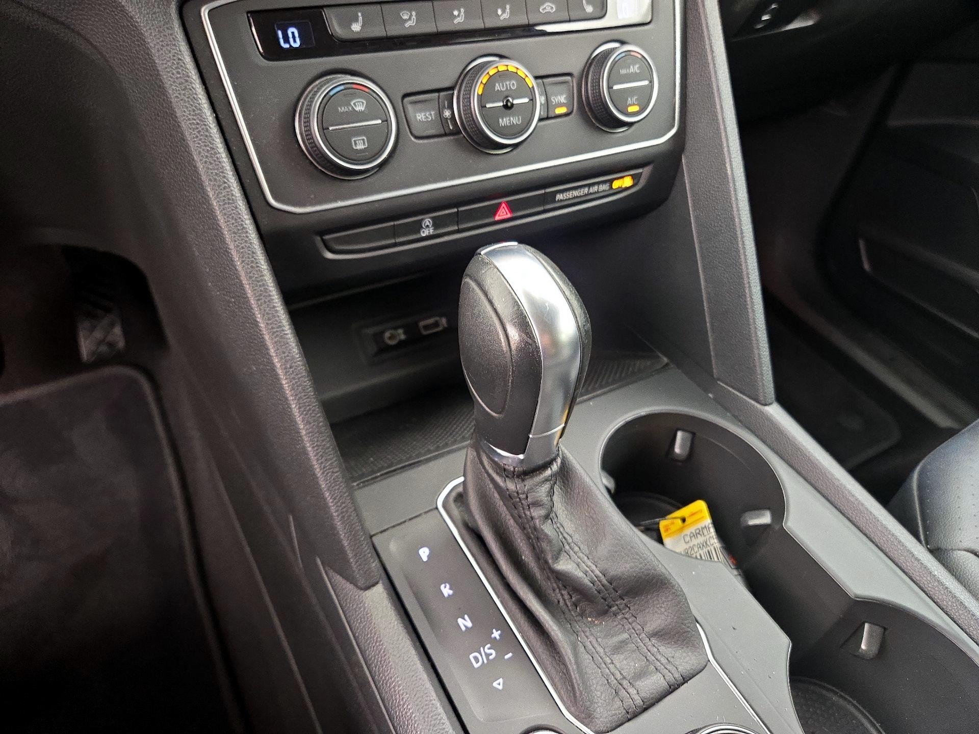 Thumbnail: 2019 Volkswagen Atlas - 17