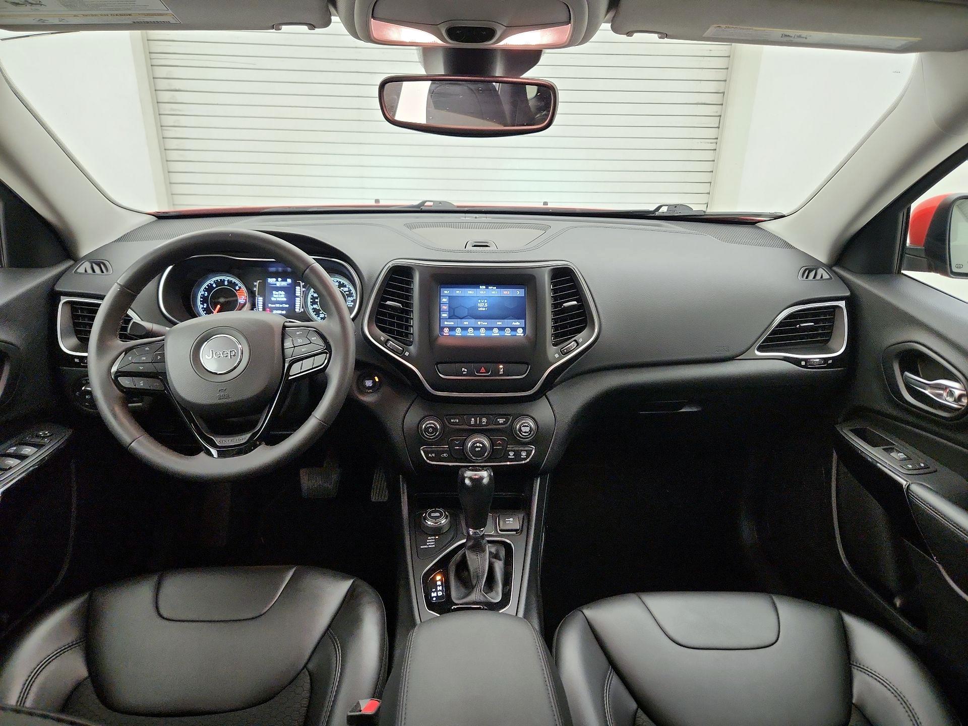 Thumbnail: 2021 Jeep Cherokee - 9