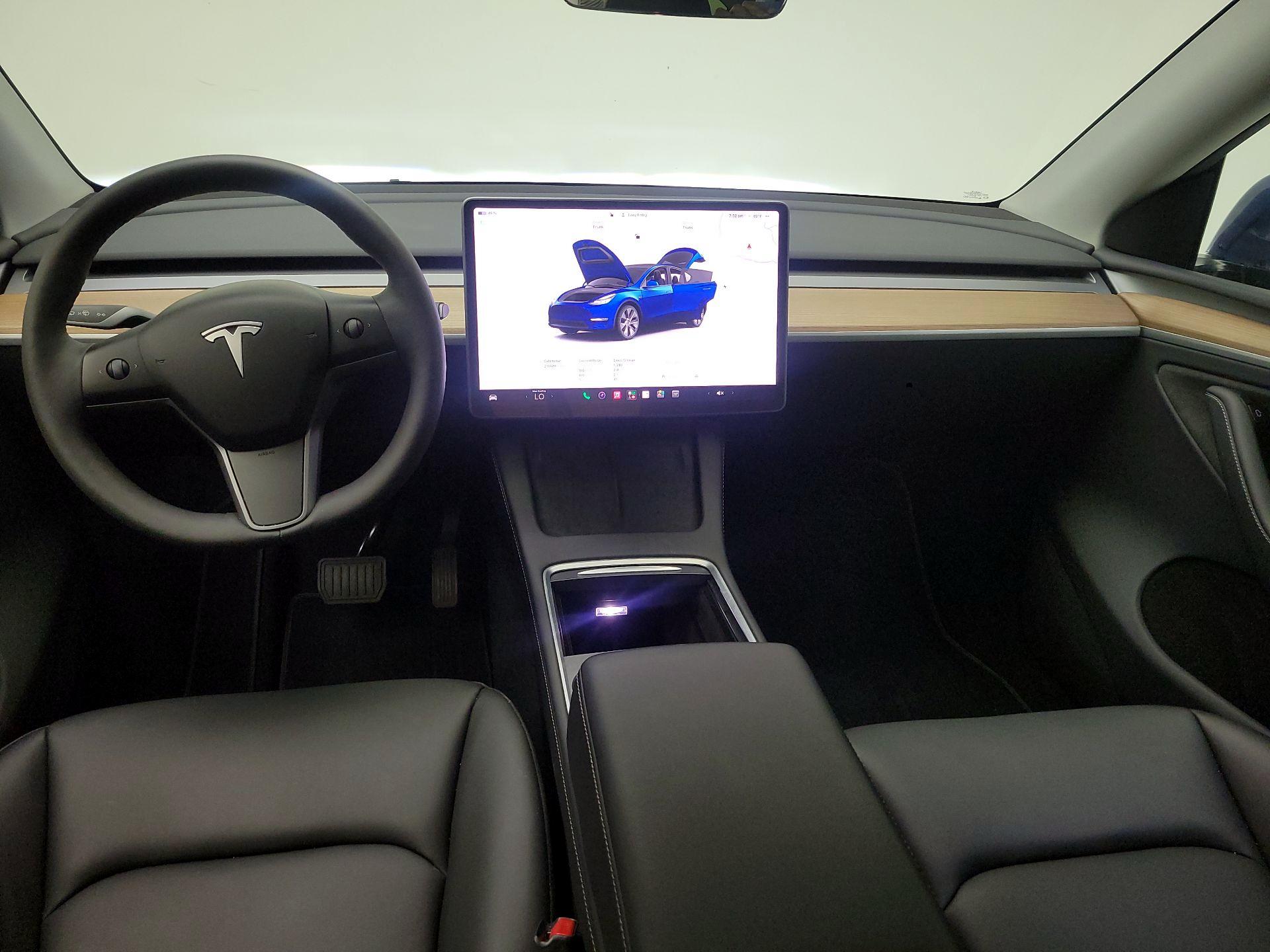 Thumbnail: 2023 Tesla Model Y - 9