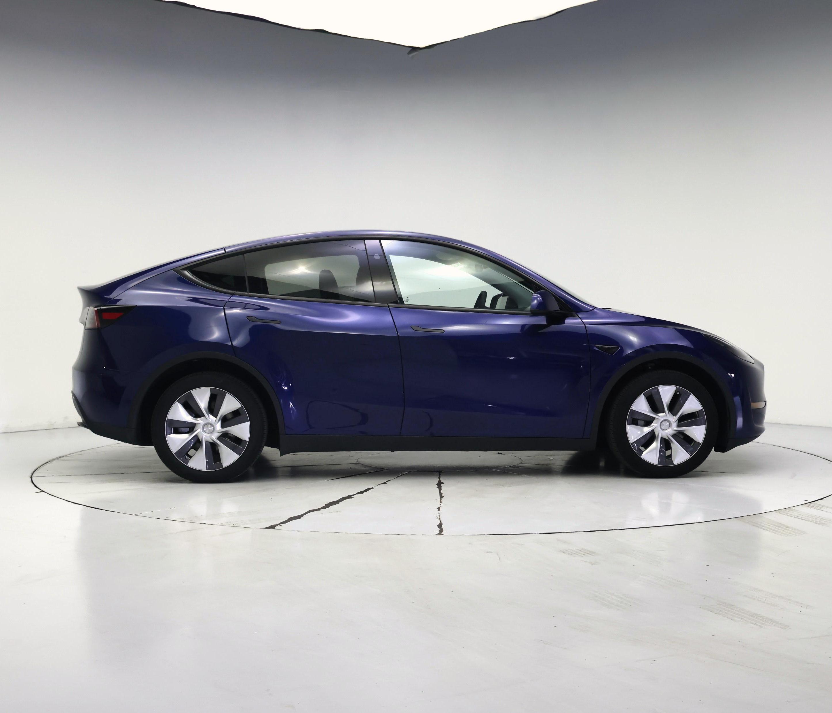 Thumbnail: 2023 Tesla Model Y - 7