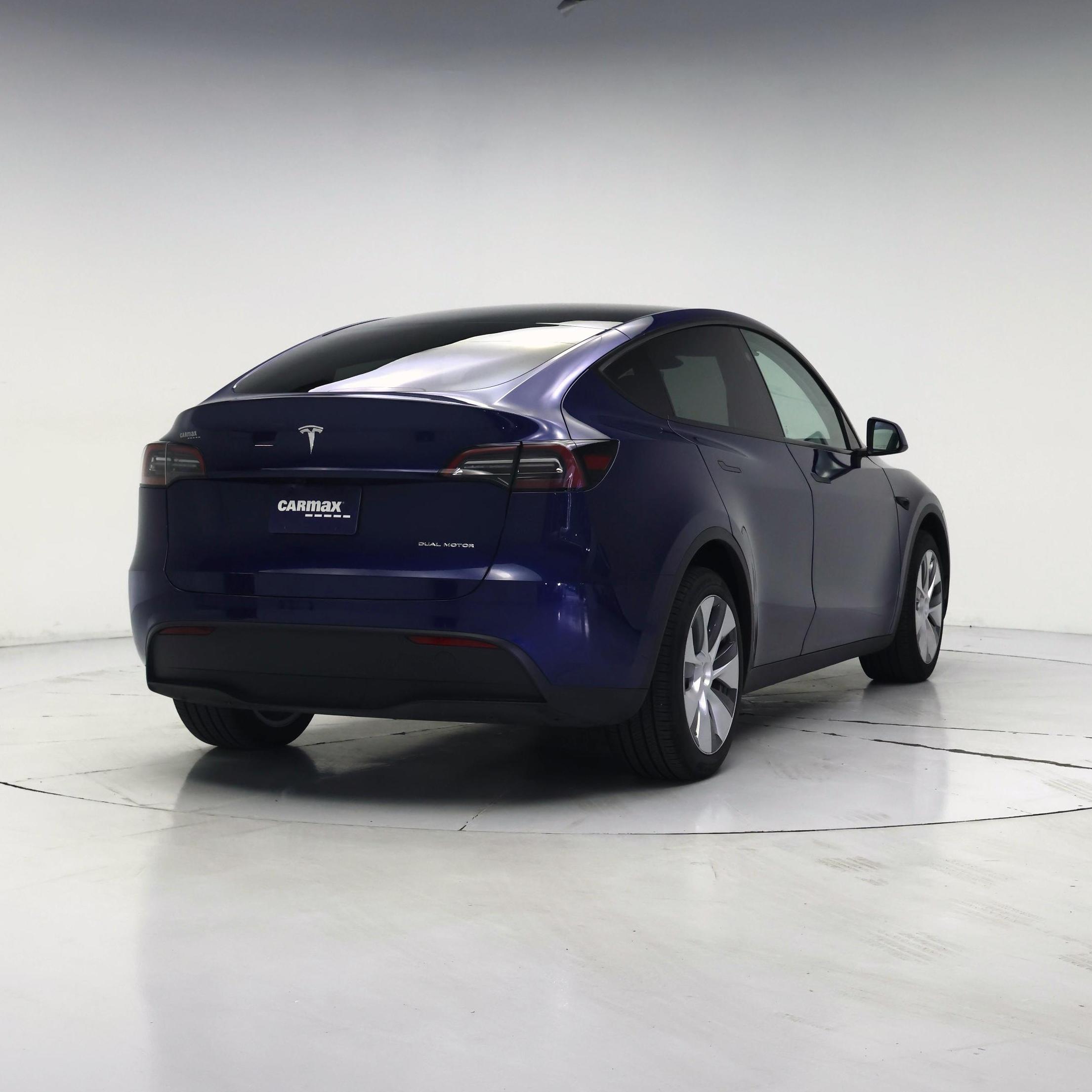 Thumbnail: 2023 Tesla Model Y - 8