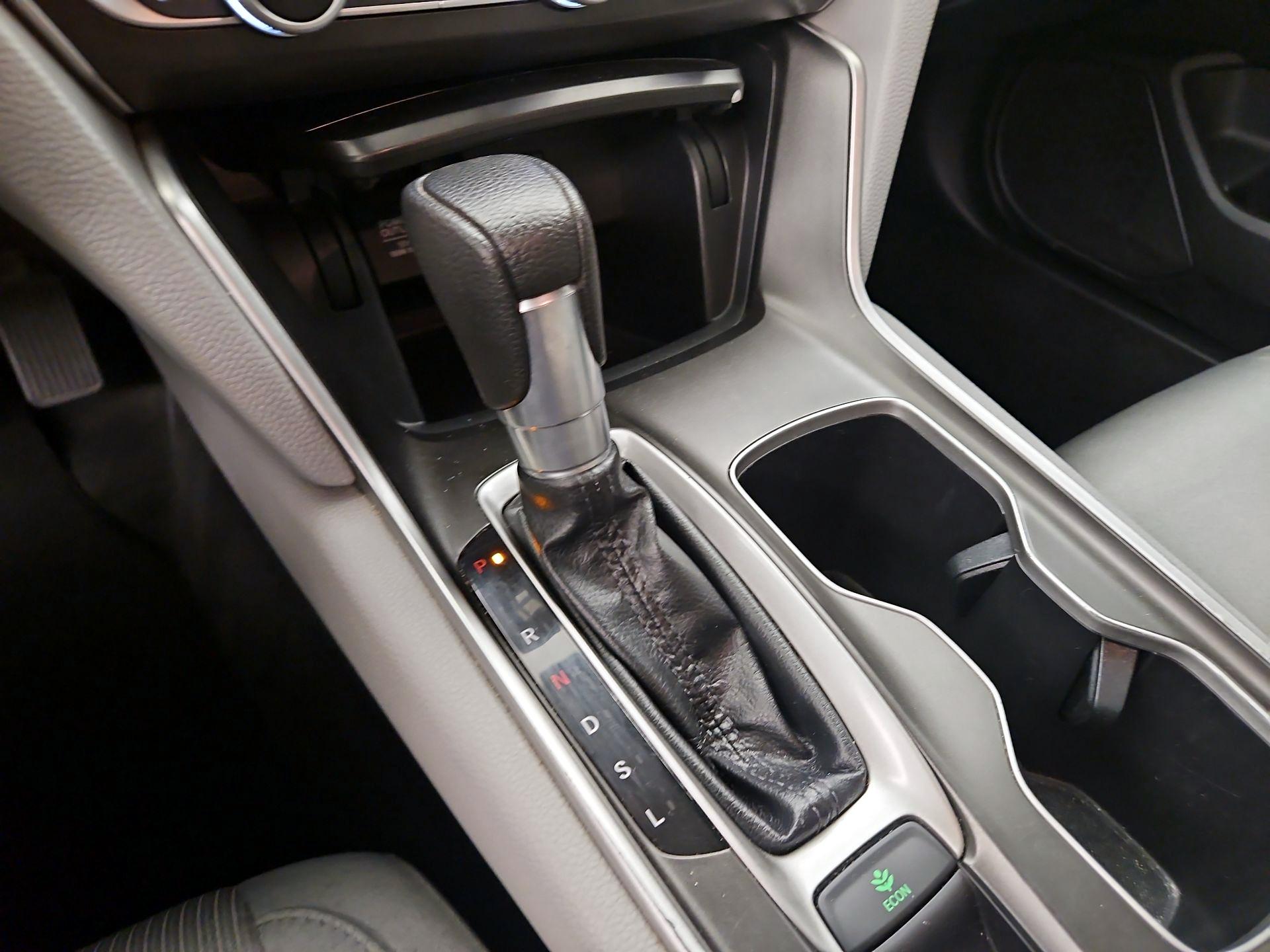 Thumbnail: 2019 Honda Accord - 17