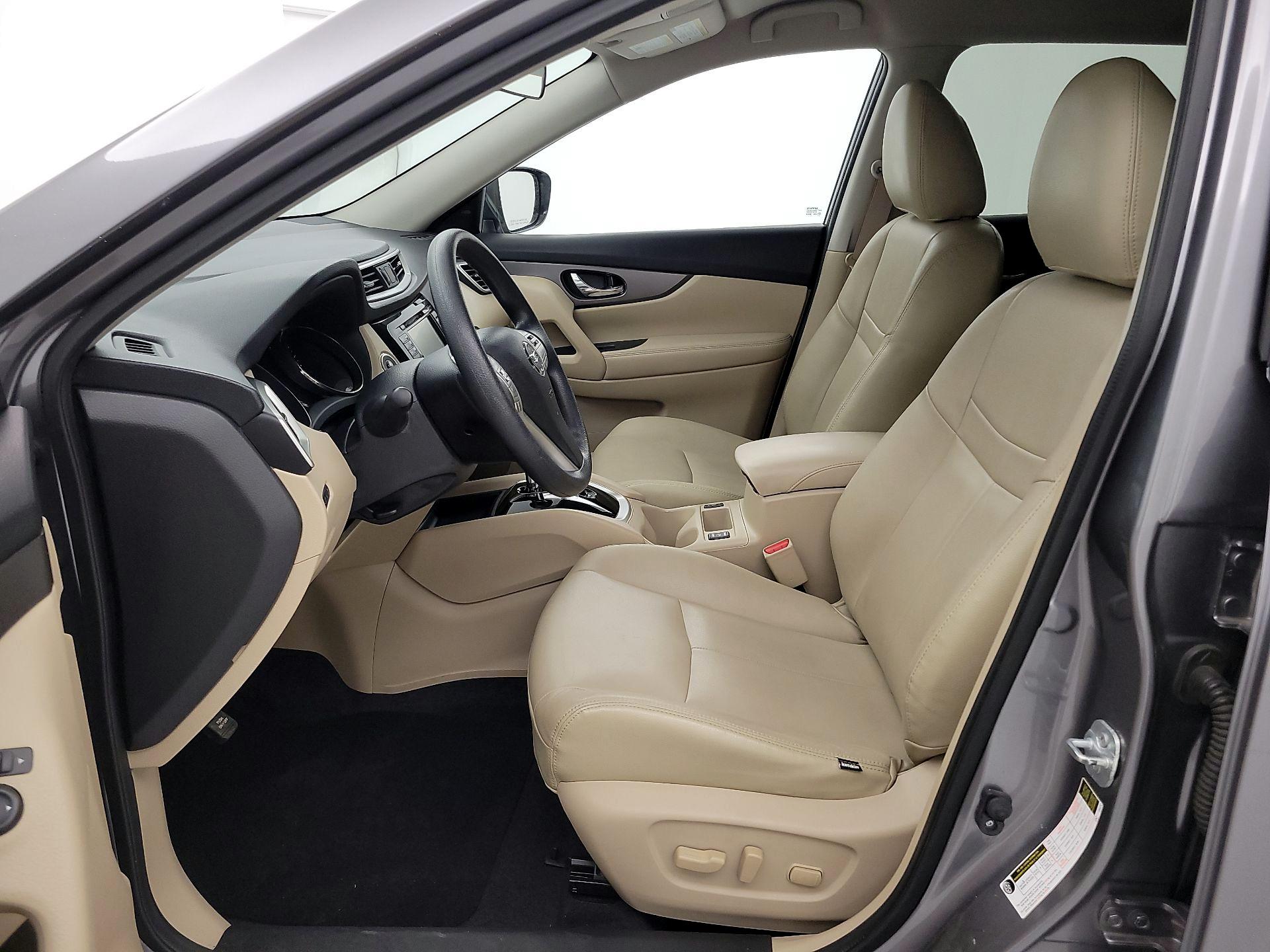 Thumbnail: 2016 Nissan Rogue - 11