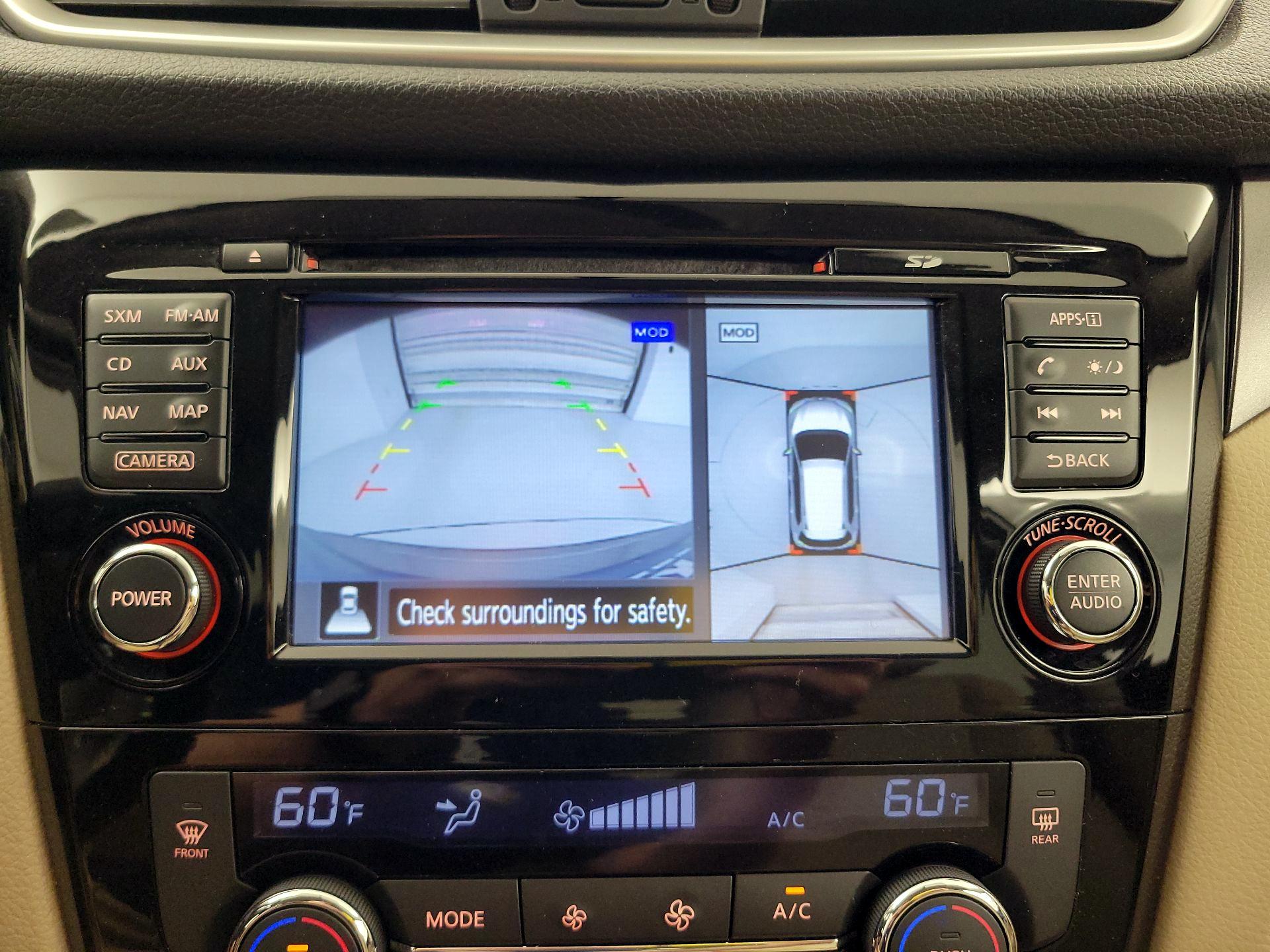 Thumbnail: 2016 Nissan Rogue - 15