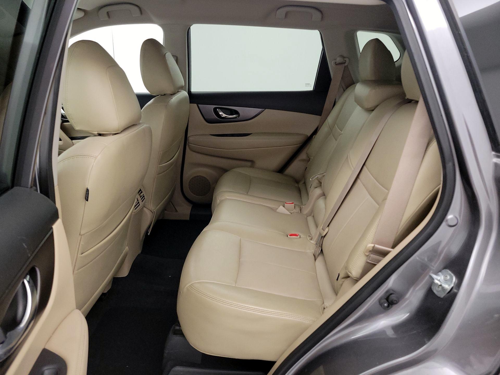 Thumbnail: 2016 Nissan Rogue - 20