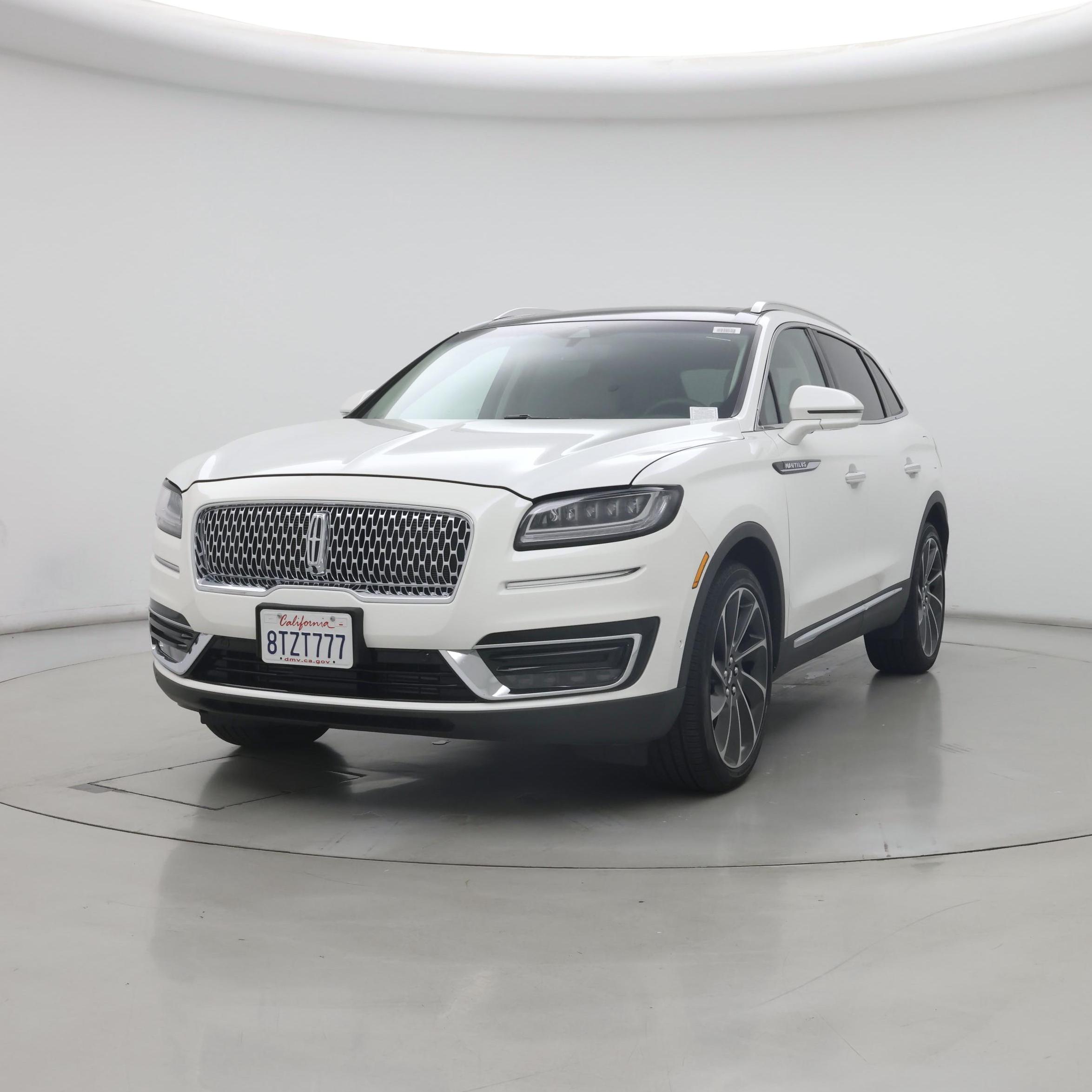 Thumbnail: 2020 Lincoln Nautilus - 4