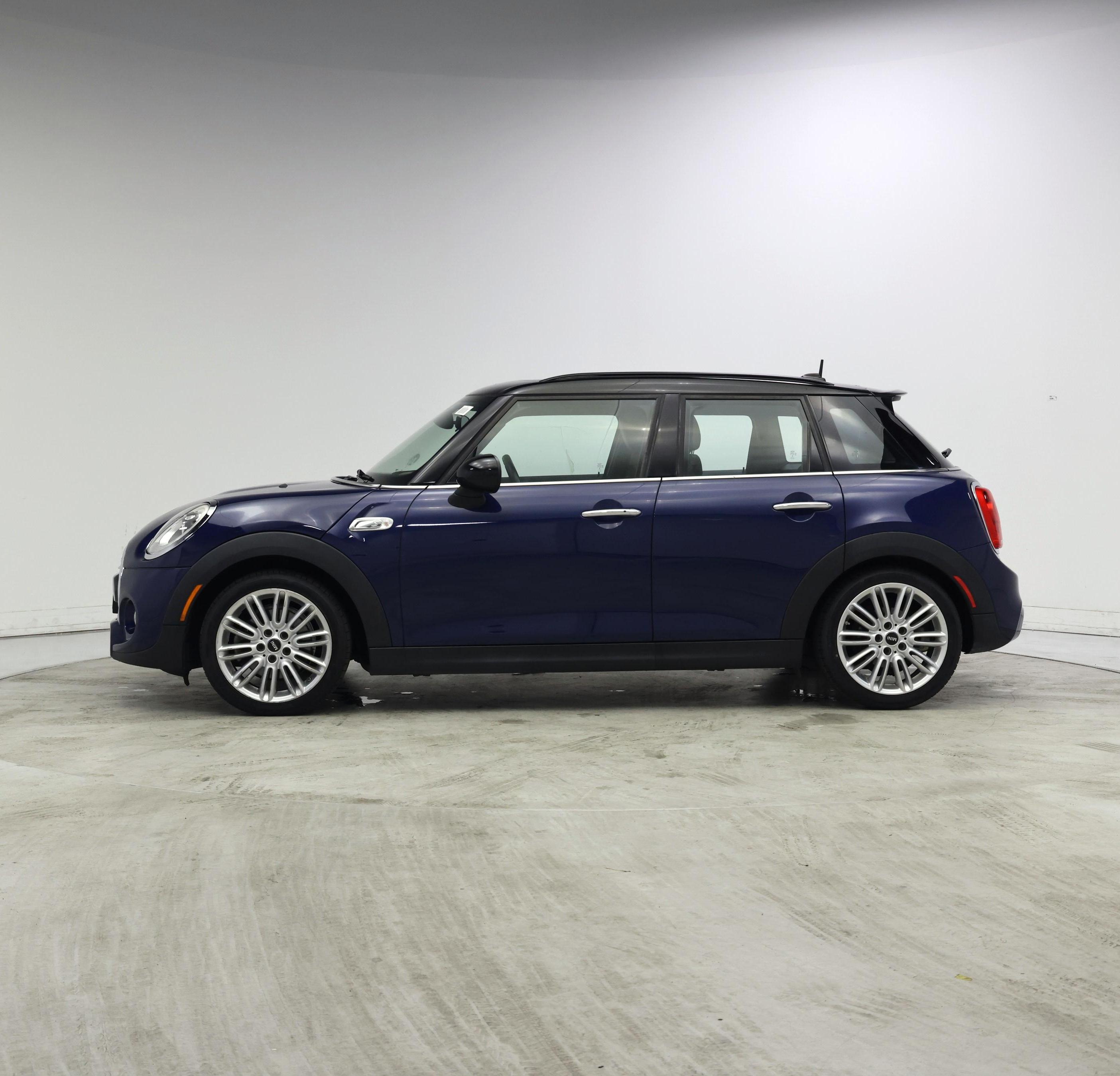 Thumbnail: 2016 MINI Cooper Hardtop - 3