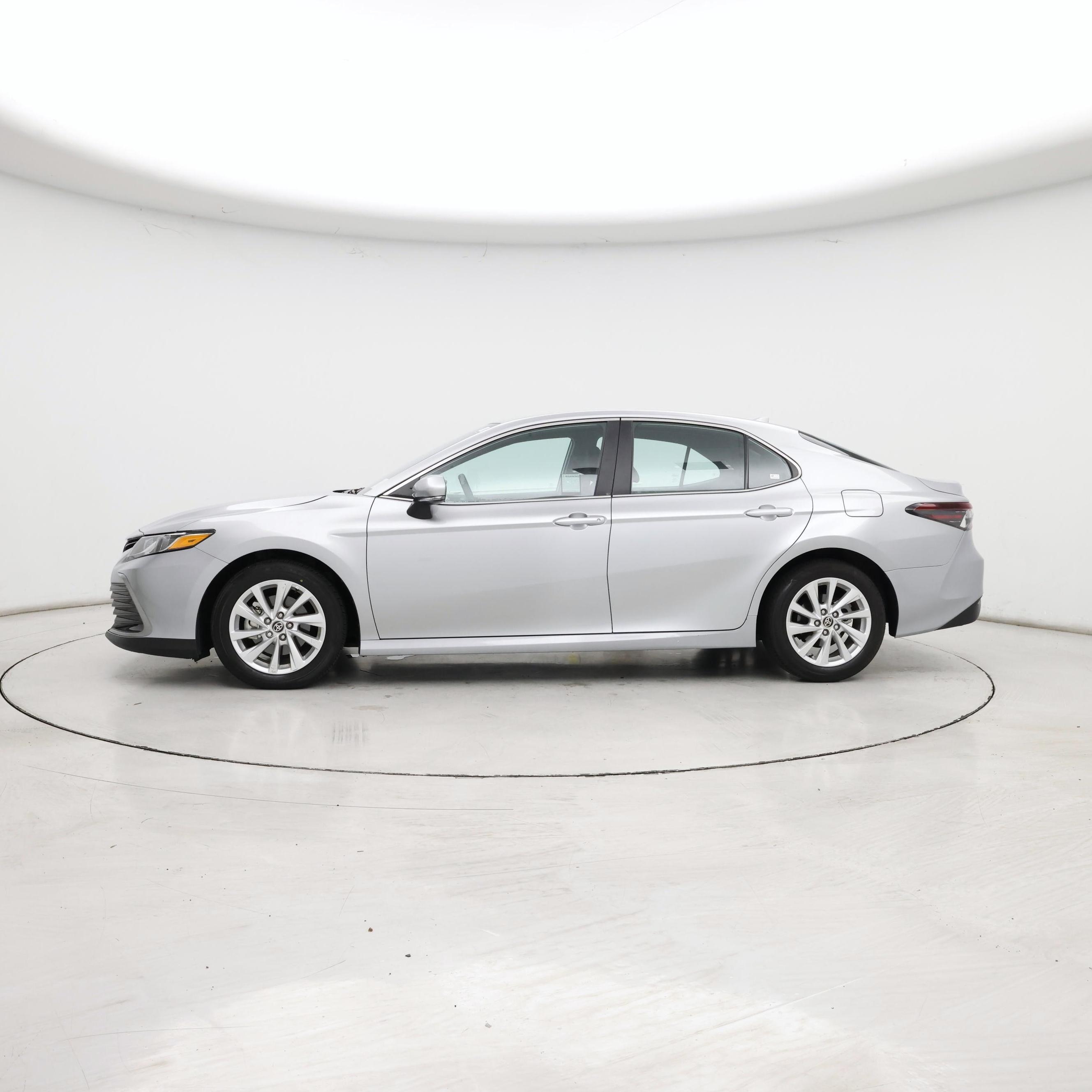 Thumbnail: 2024 Toyota Camry - 3