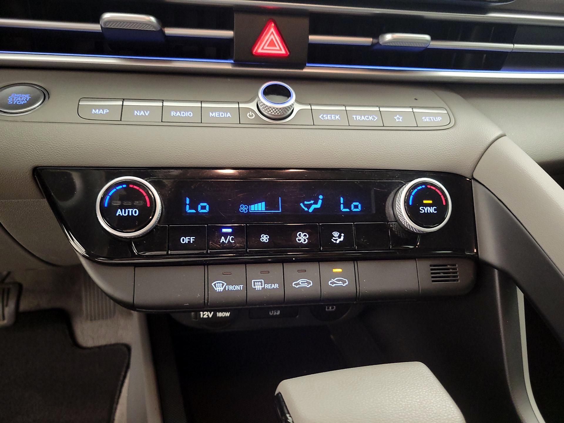 Thumbnail: 2024 Hyundai Elantra - 14